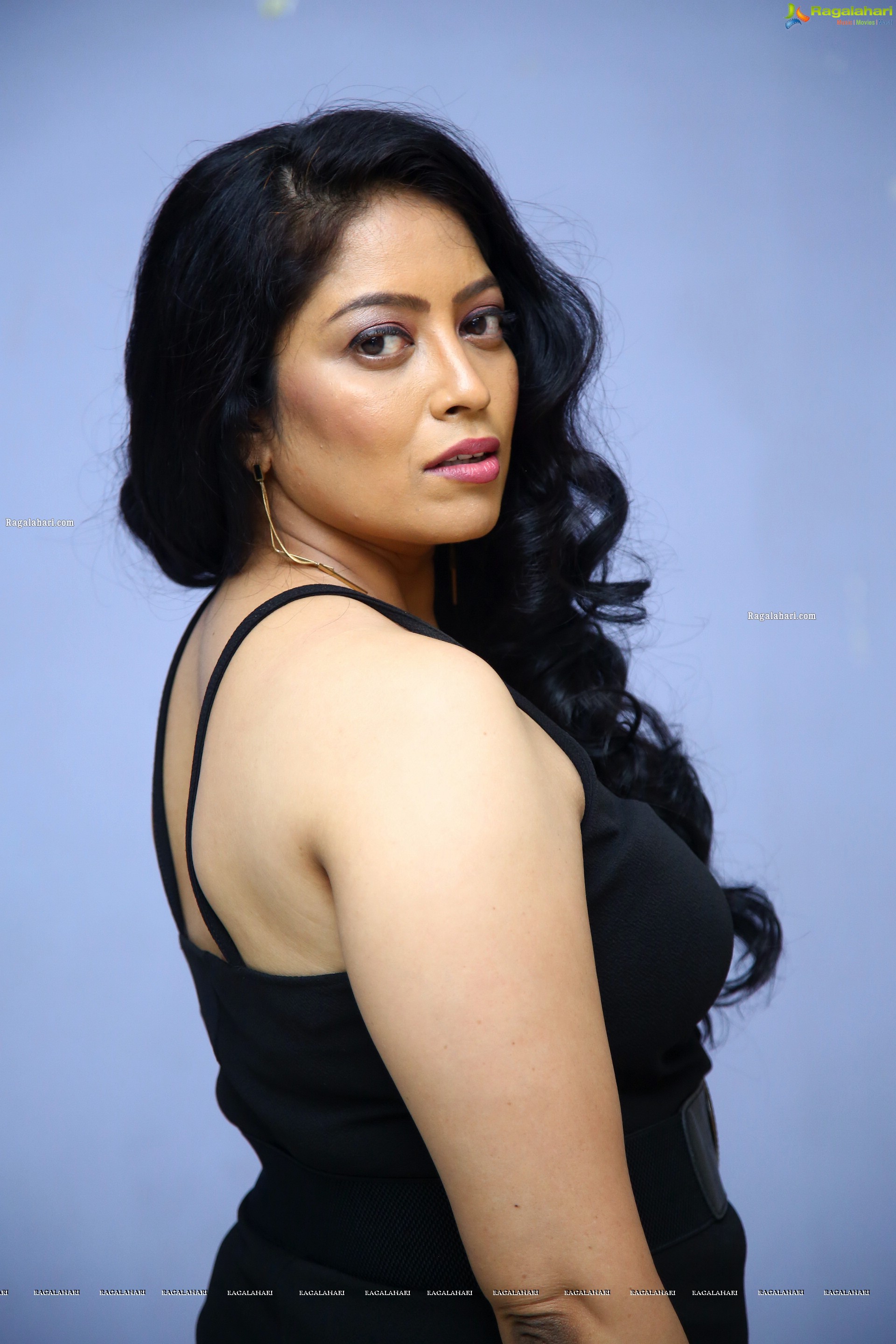 Ravulapalli Sandhyarani Latest Photoshoot Stills, HD Photo Gallery