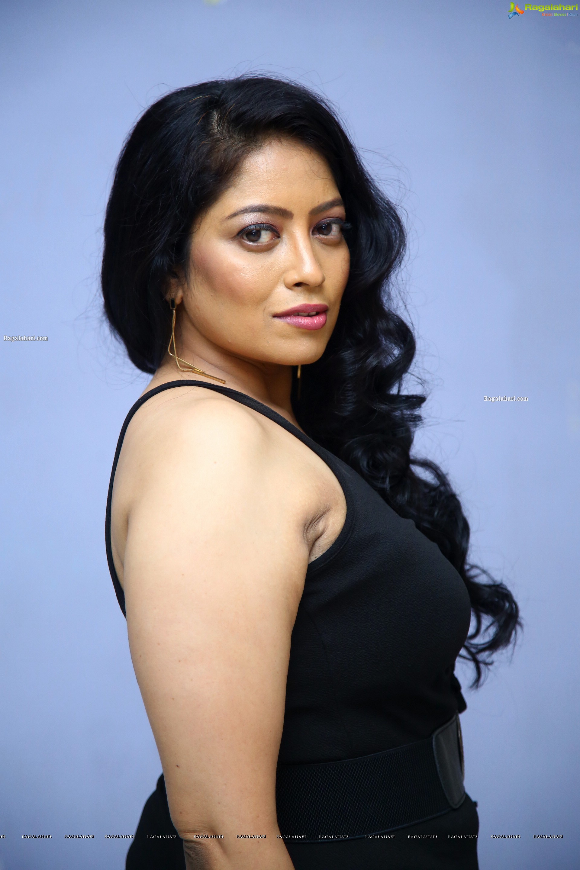 Ravulapalli Sandhyarani Latest Photoshoot Stills, HD Photo Gallery