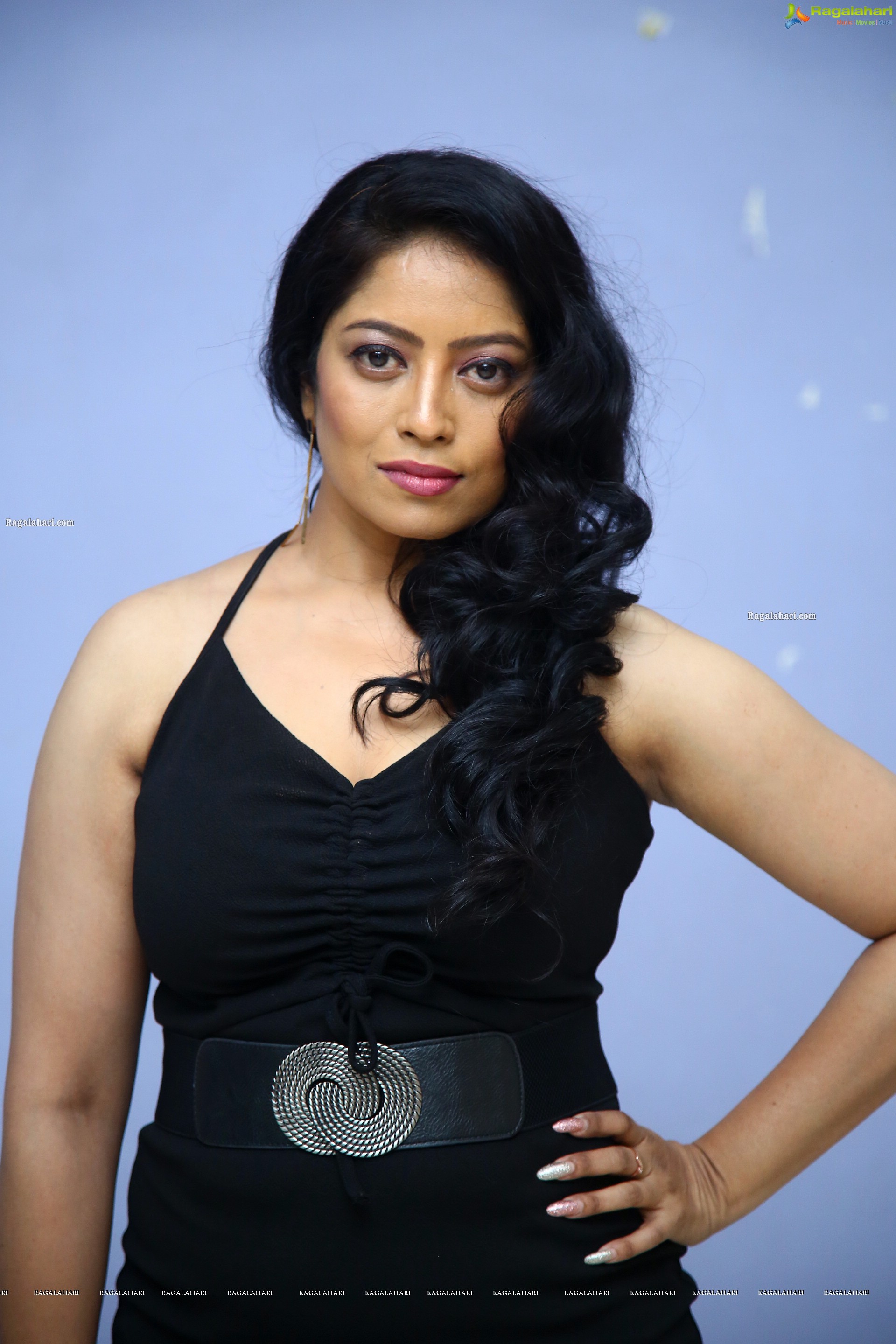 Ravulapalli Sandhyarani Latest Photoshoot Stills, HD Photo Gallery