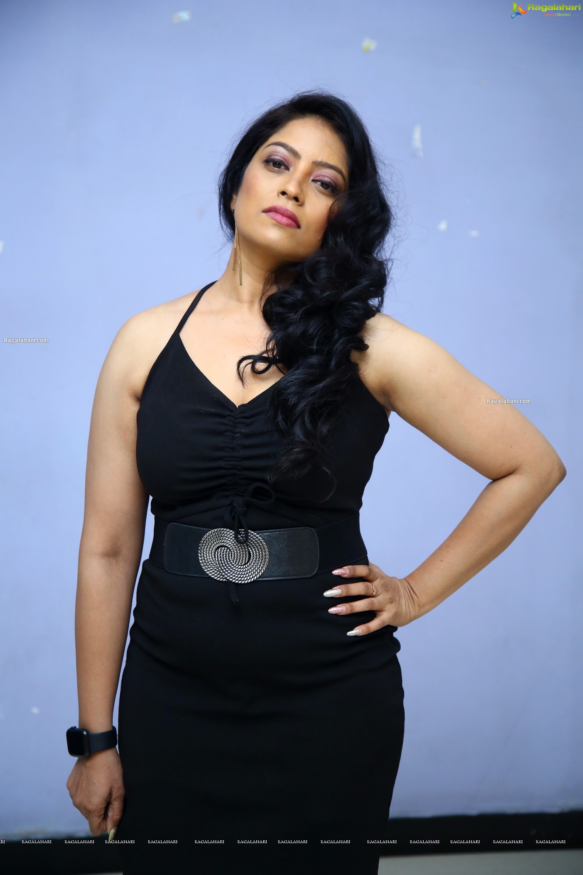 Ravulapalli Sandhyarani Latest Photoshoot Stills, HD Photo Gallery