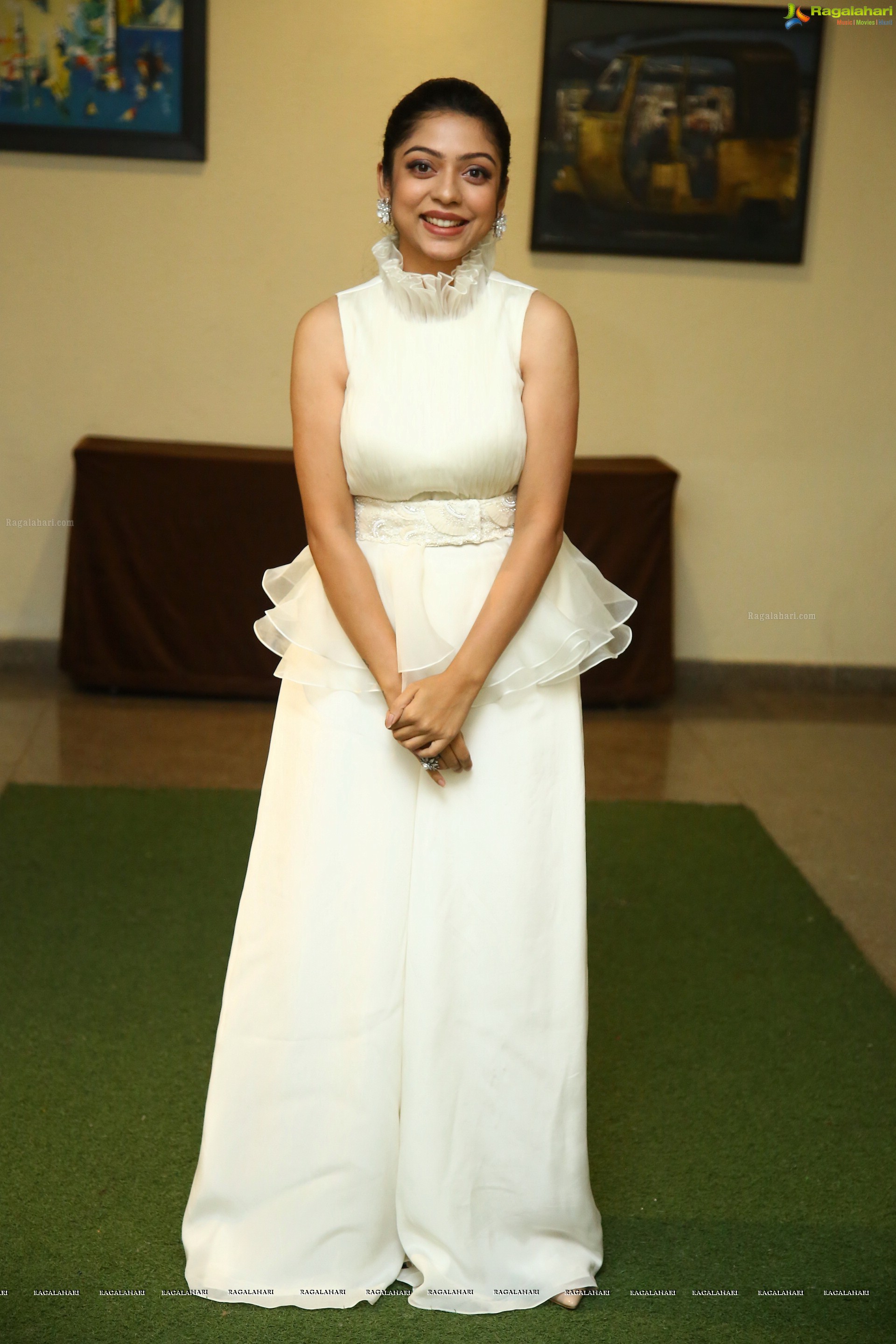 Varsha Bollamma at Stand Up Rahul Movie Pre-Release Event, HD Photo Gallery