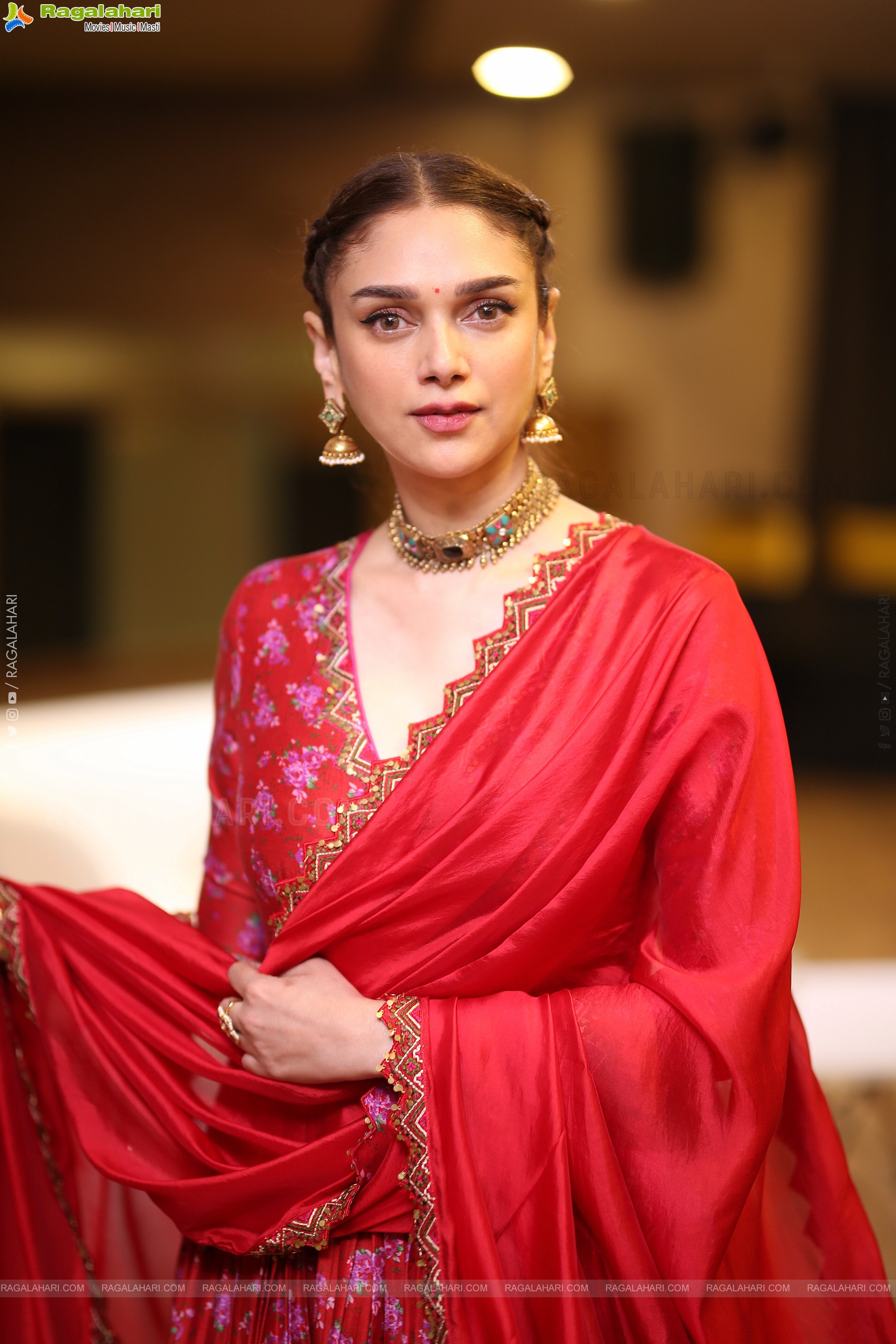 Aditi Rao Hydari at ZEE5's Taj-Divided By Blood, HD Gallery