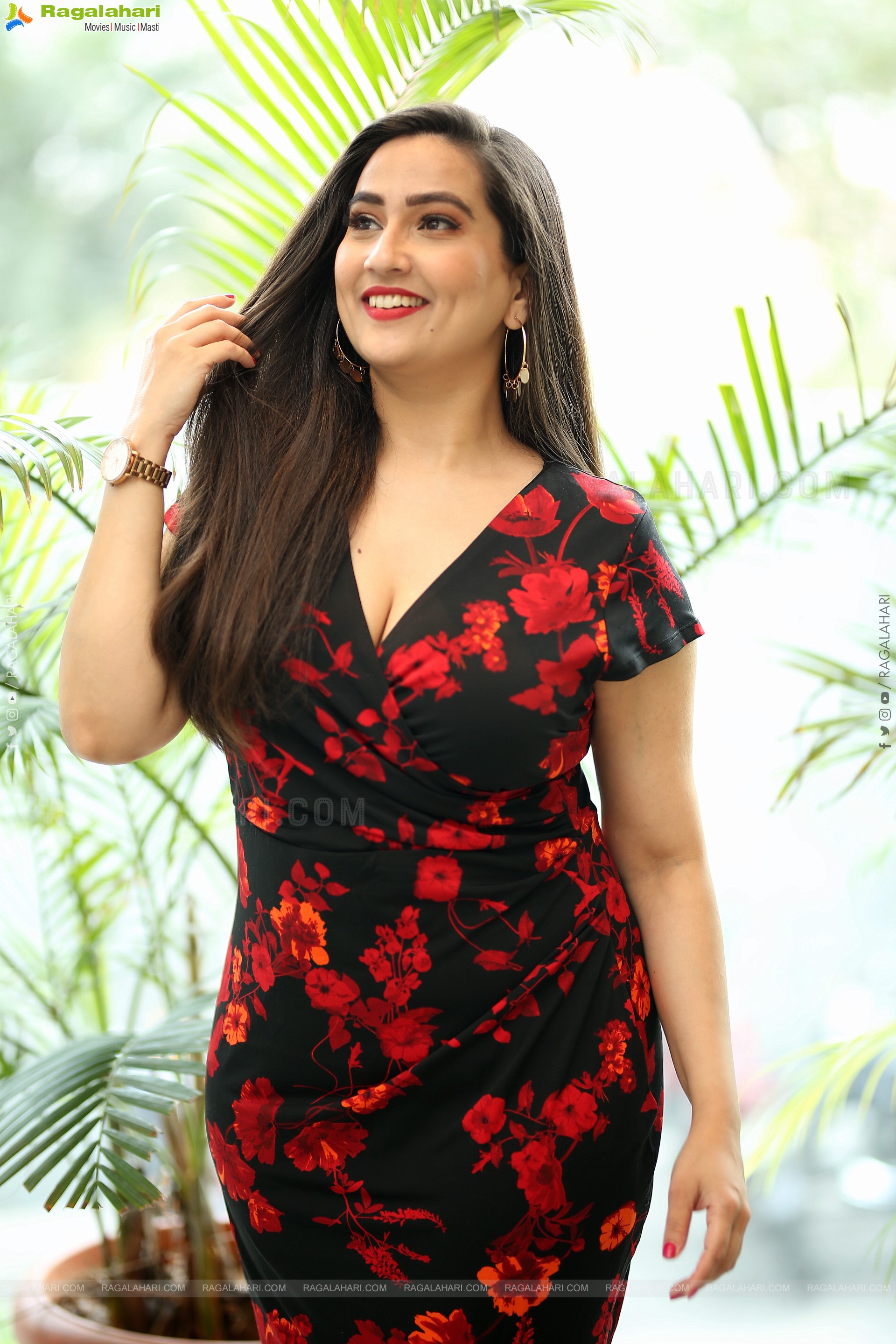 Anchor Manjusha Latest Stills Mar2023, HD Photo Gallery