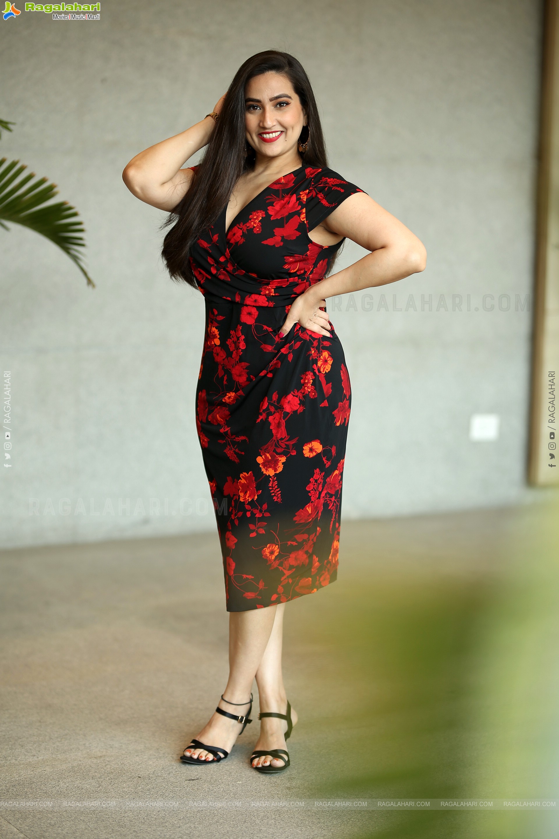 Anchor Manjusha Latest Stills Mar2023, HD Photo Gallery