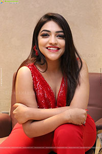 Ishwarya Vullingala in Red Velvet, HD Photo Gallery