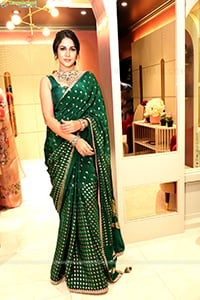 Lavanya Tripathi New Stills in Green Saree, HD Gallery