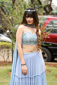 Monal Jagtani at Vairam Teaser Launch