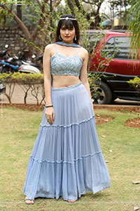 Monal Jagtani at Vairam Teaser Launch