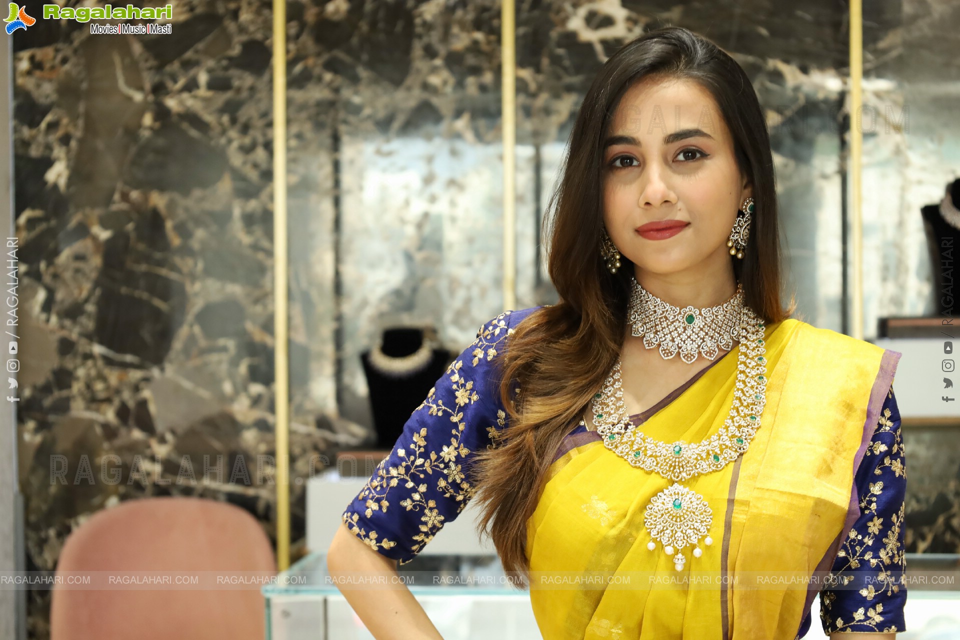 Nishat Shaik at Brinda Diamonds Himayath Nagar, HD Gallery