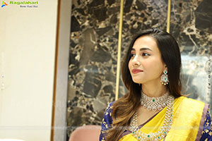 Nishat Shaik at Brinda Diamonds Himayath Nagar