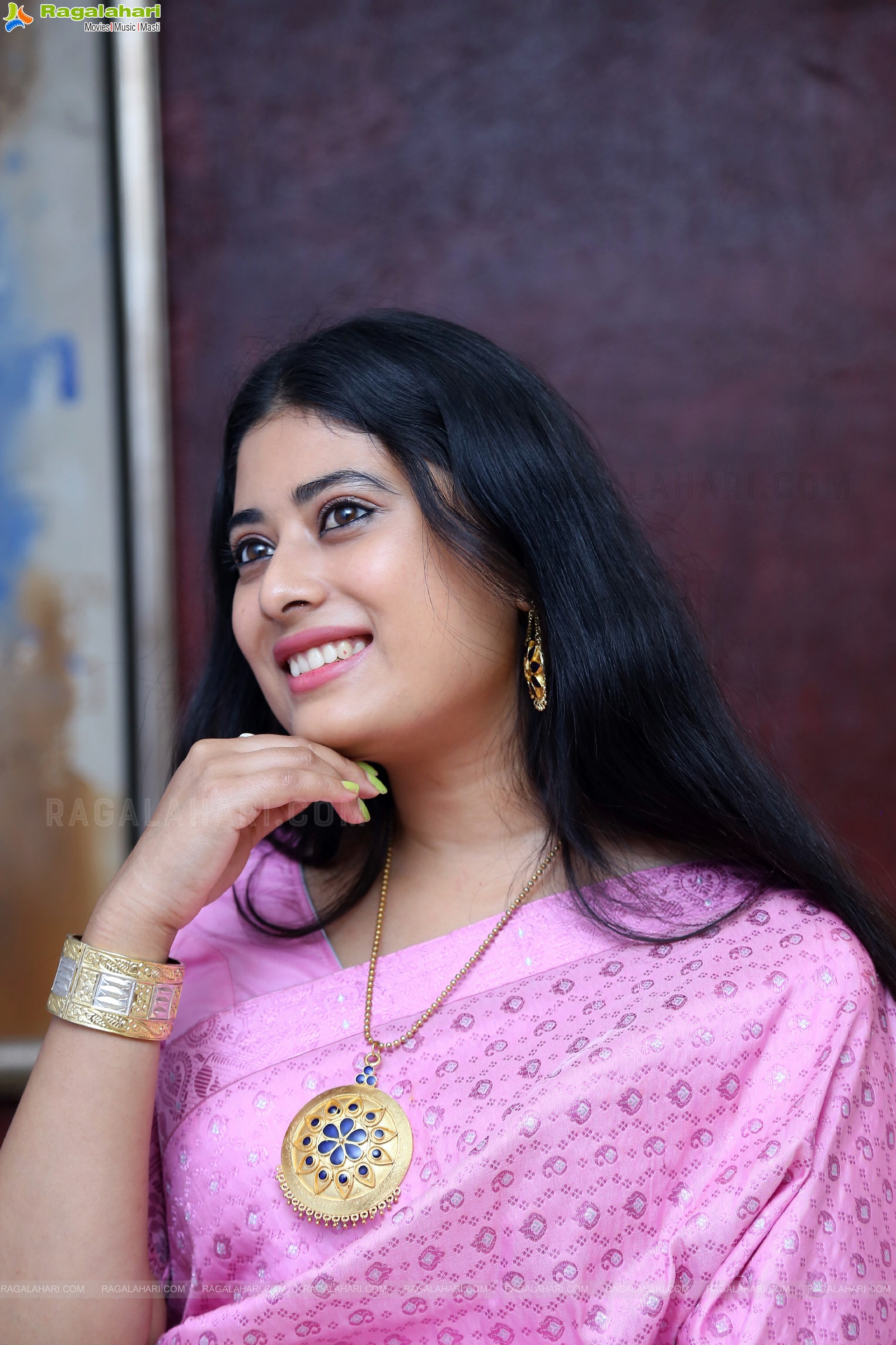 Smritha Rani at Grandhalayam Pre-Release Event, HD Photo Gallery