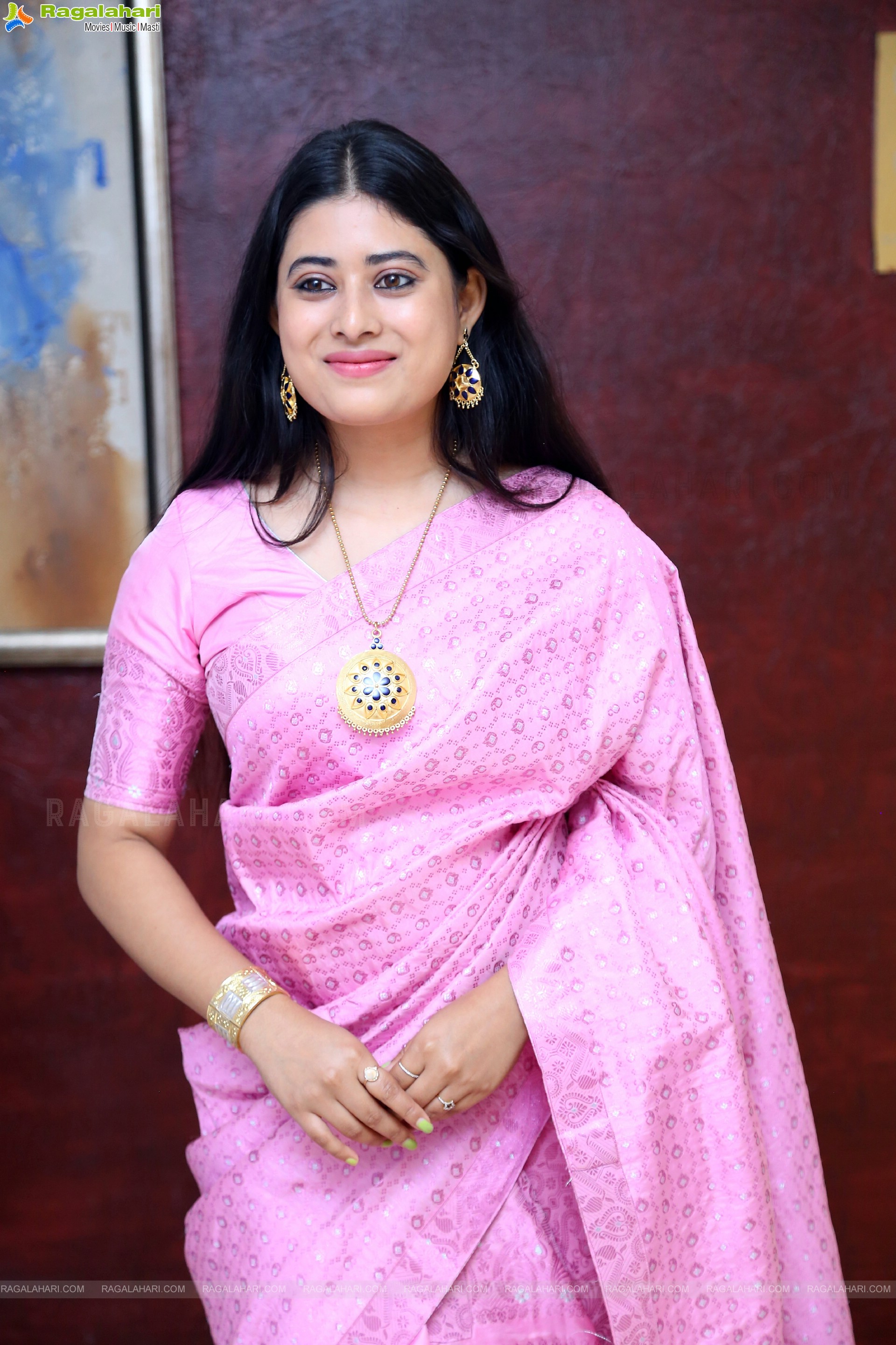 Smritha Rani at Grandhalayam Pre-Release Event, HD Photo Gallery