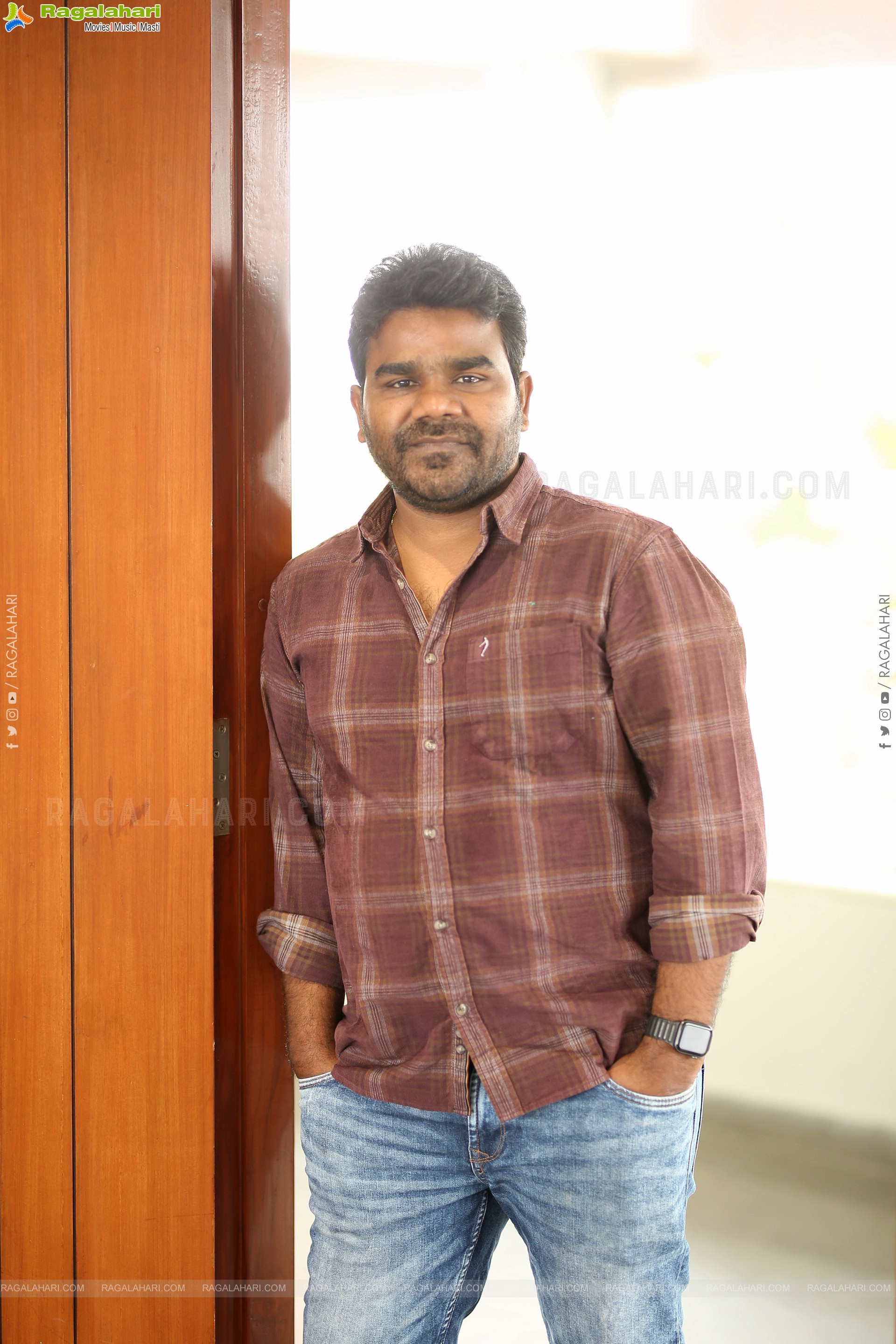 Director Venu at Balagam Interview, HD Gallery