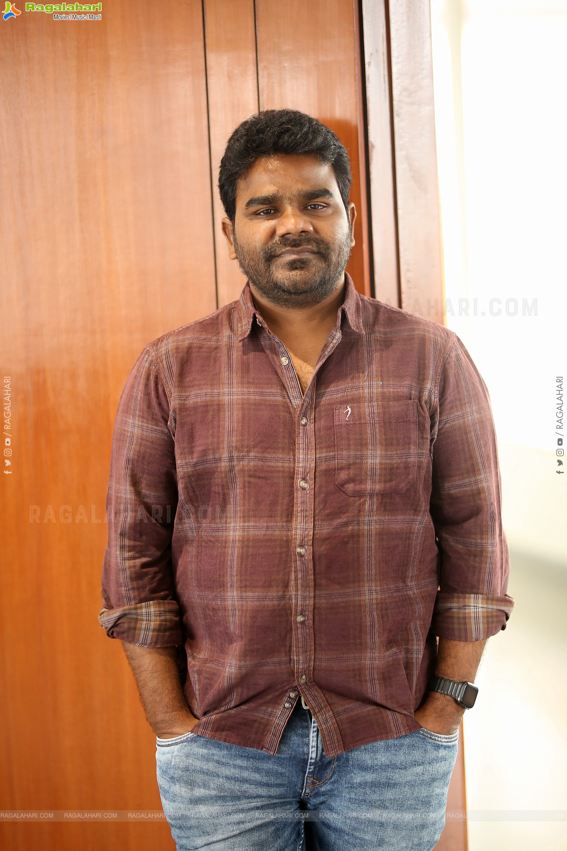 Director Venu at Balagam Interview, HD Gallery