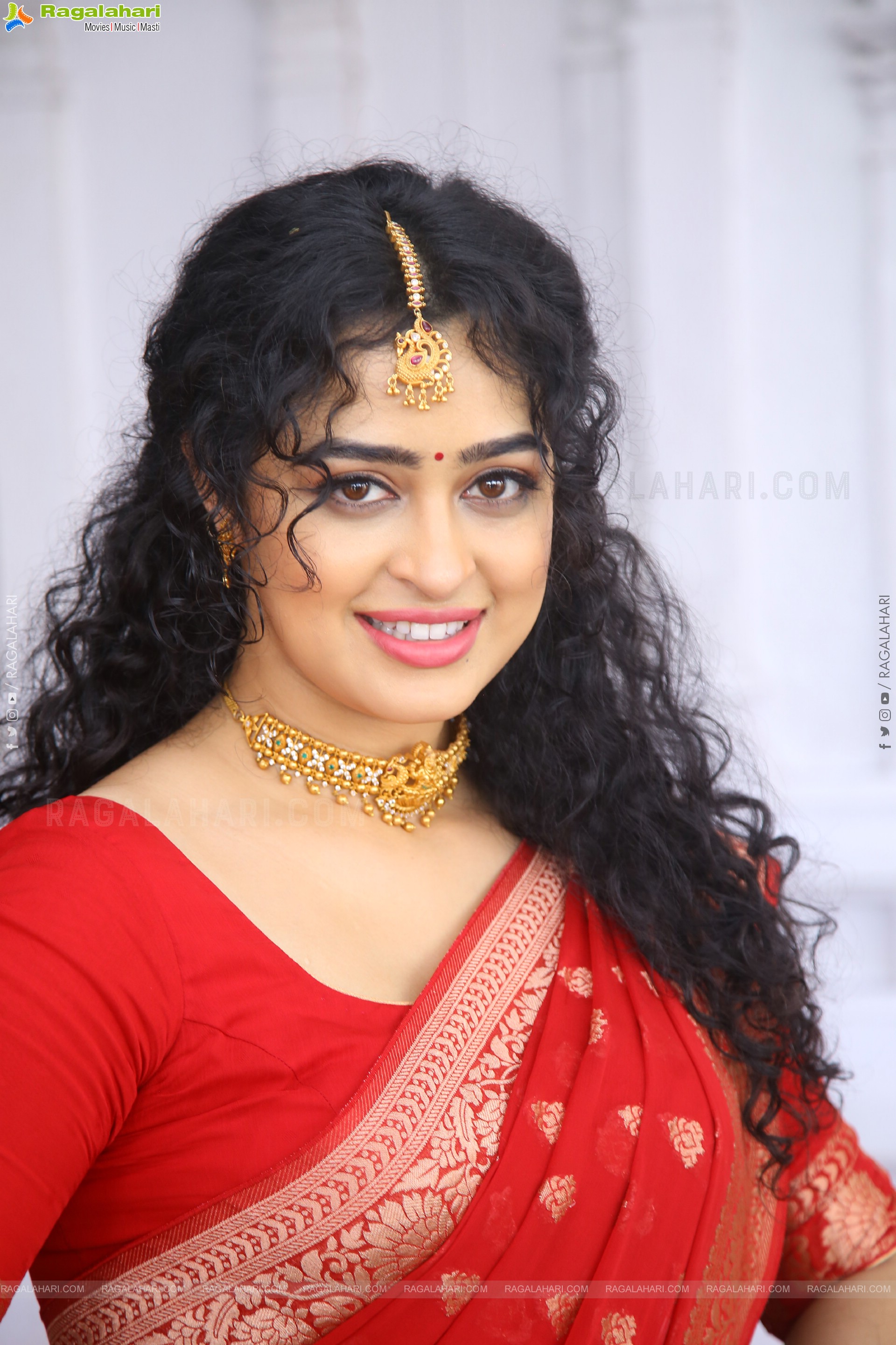 Apsara Rani at New Movie Launch, HD Gallery