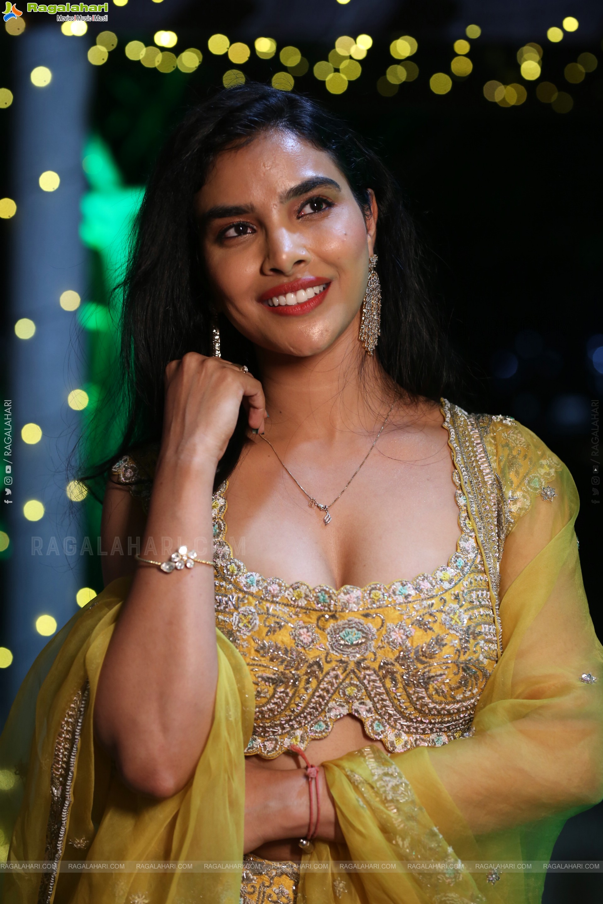 Meenakshi Goswami at Bharathanatyam Pre Release Event, HD Gallery
