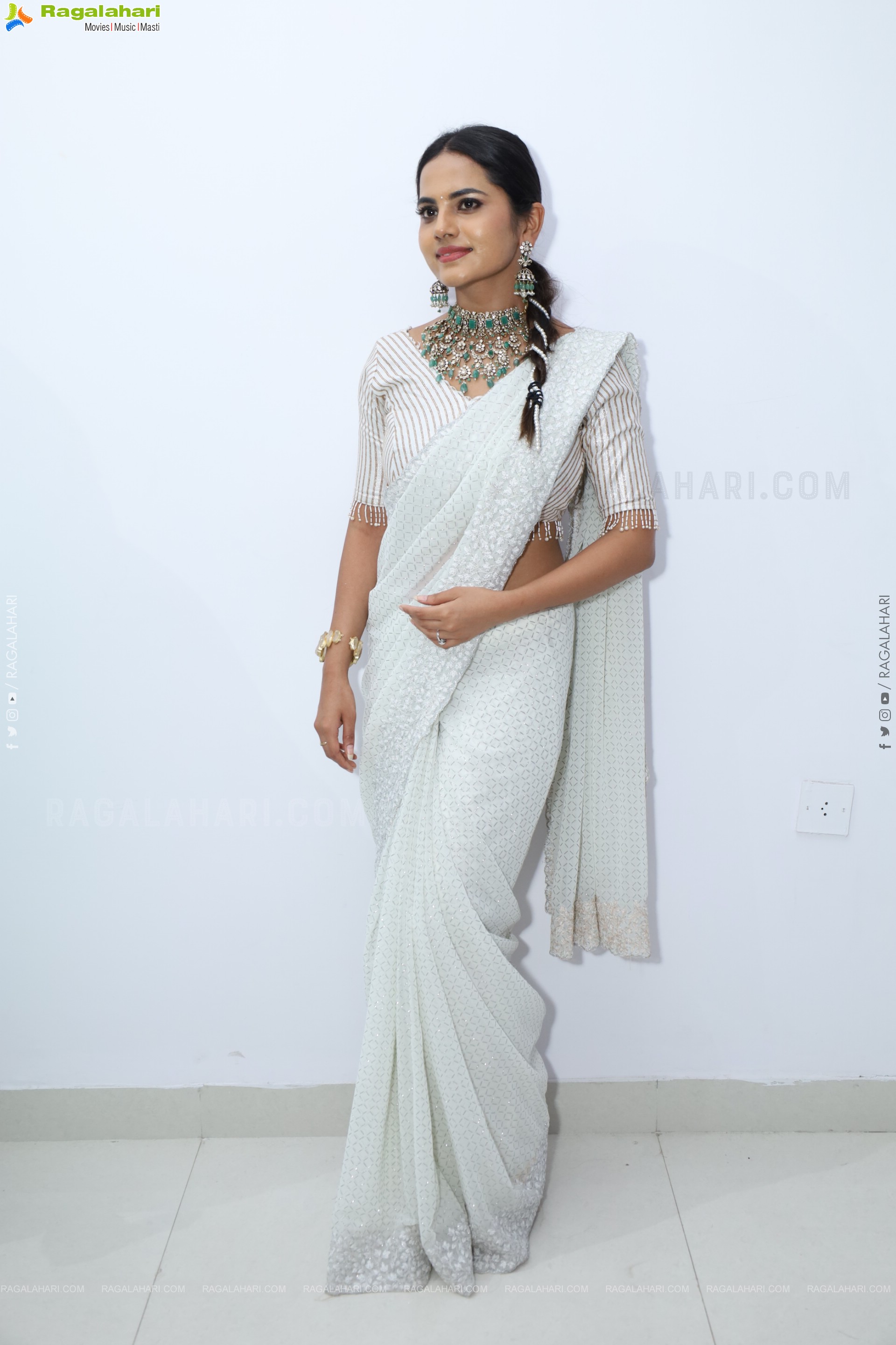 Priyanka Chowdary Latest Stills, HD Gallery