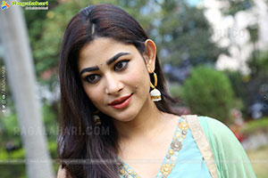 Soniya Bansal at Roti Kapada Romance Movie Press Meet