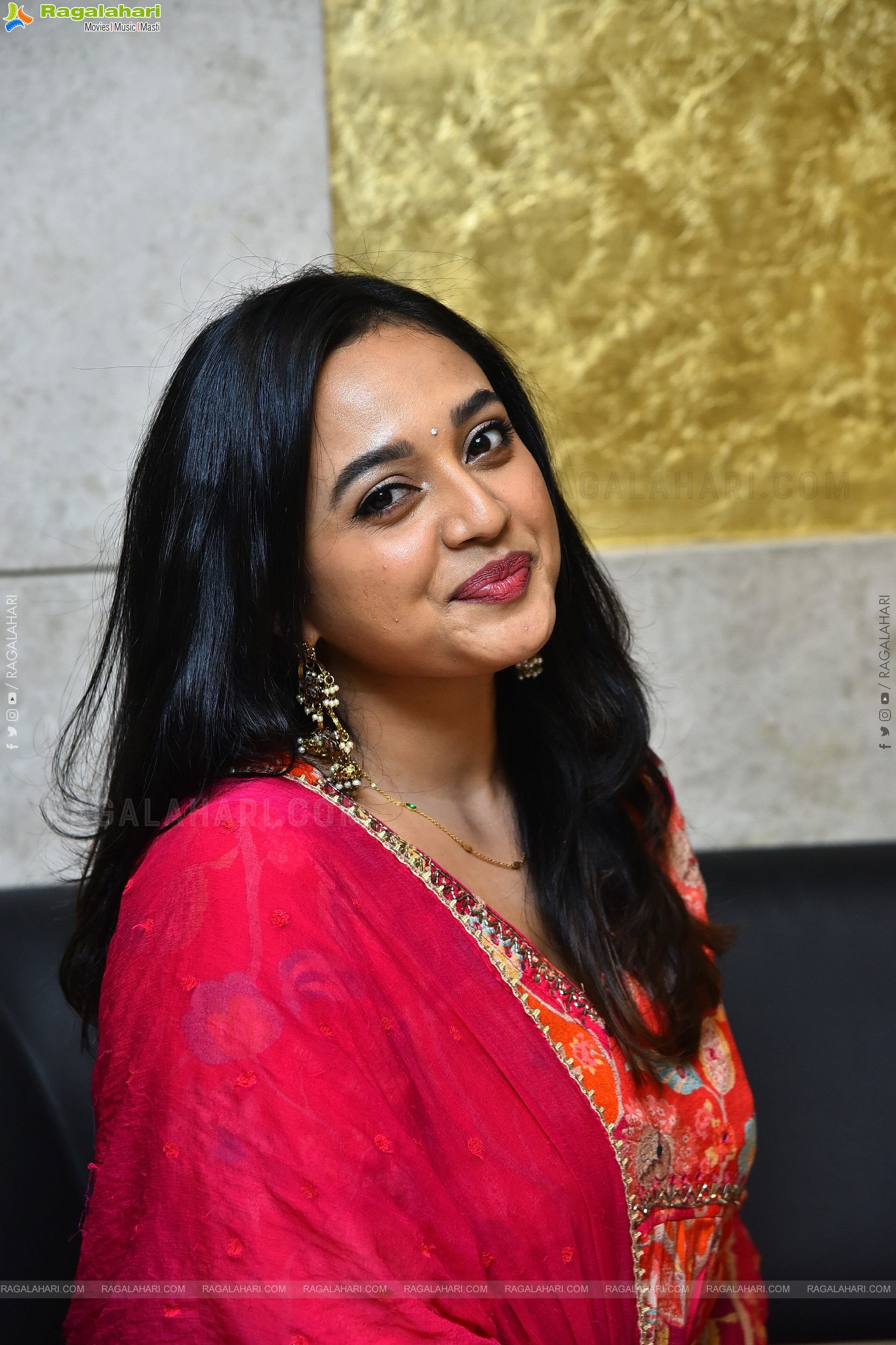 Yasha Shivakumar at Vey Dharuvey Pre Release Event, HD Photo Gallery