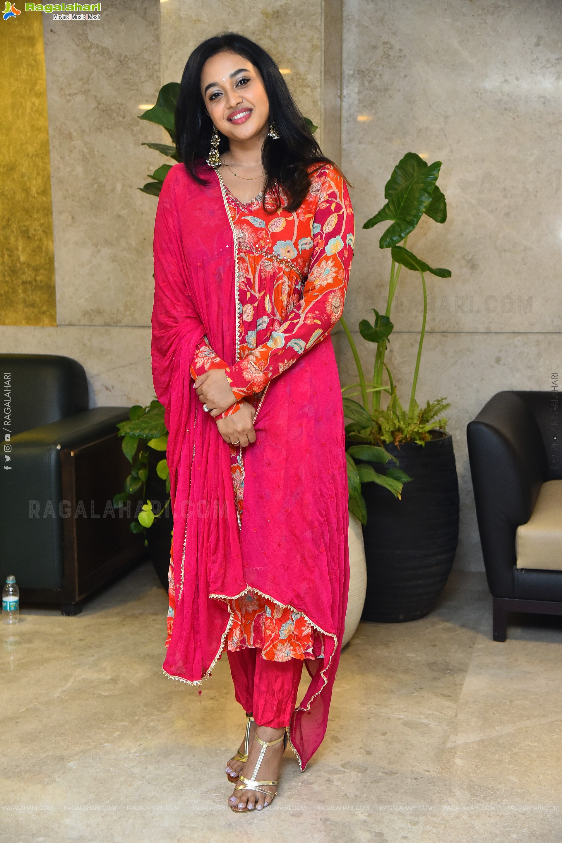 Yasha Shivakumar at Vey Dharuvey Pre Release Event, HD Photo Gallery