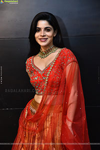 Divya Bharathi at Kingston Pre Release Event, HD Gallery