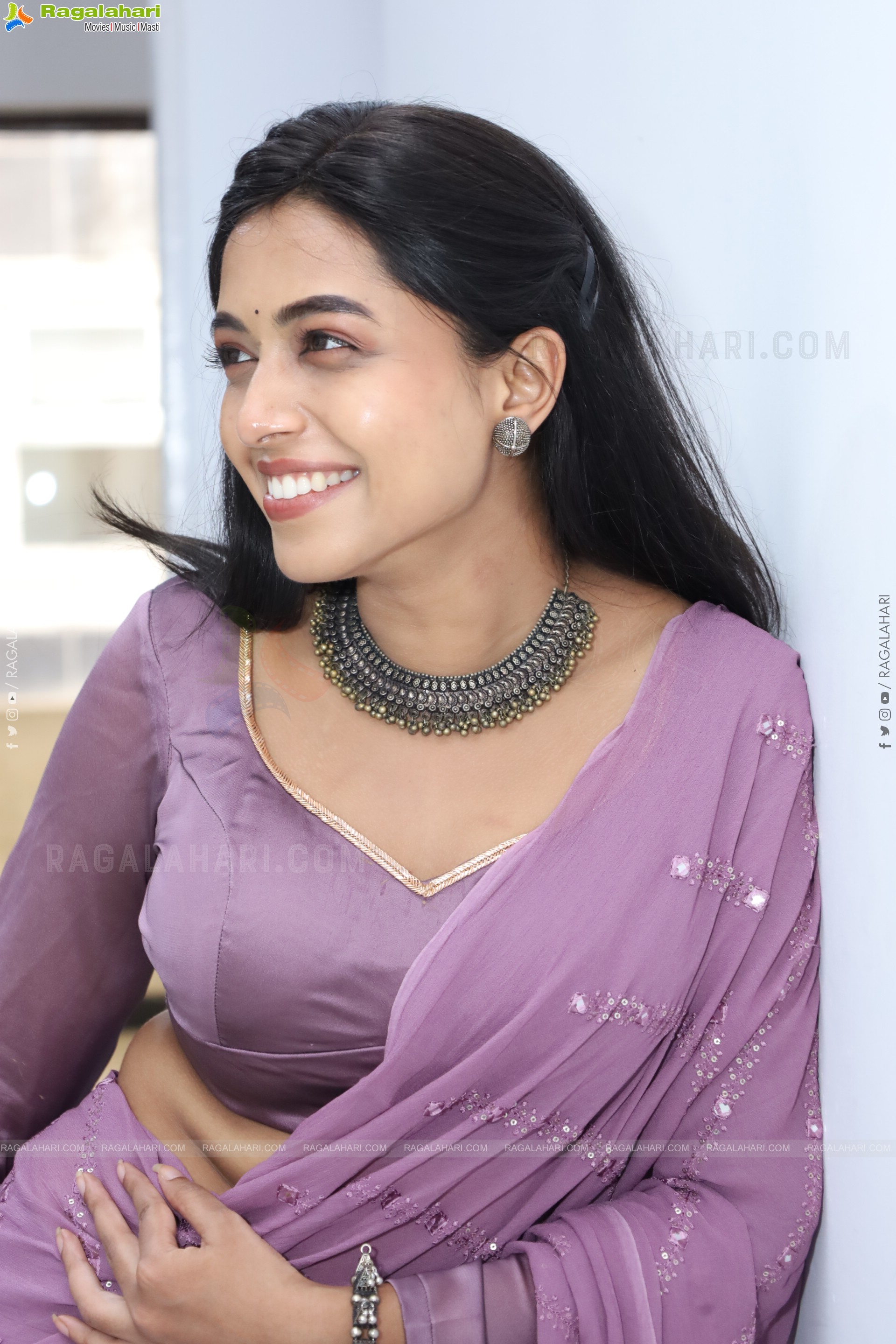 Krithika stills at Hi Life Date Announcement Event, HD Gallery