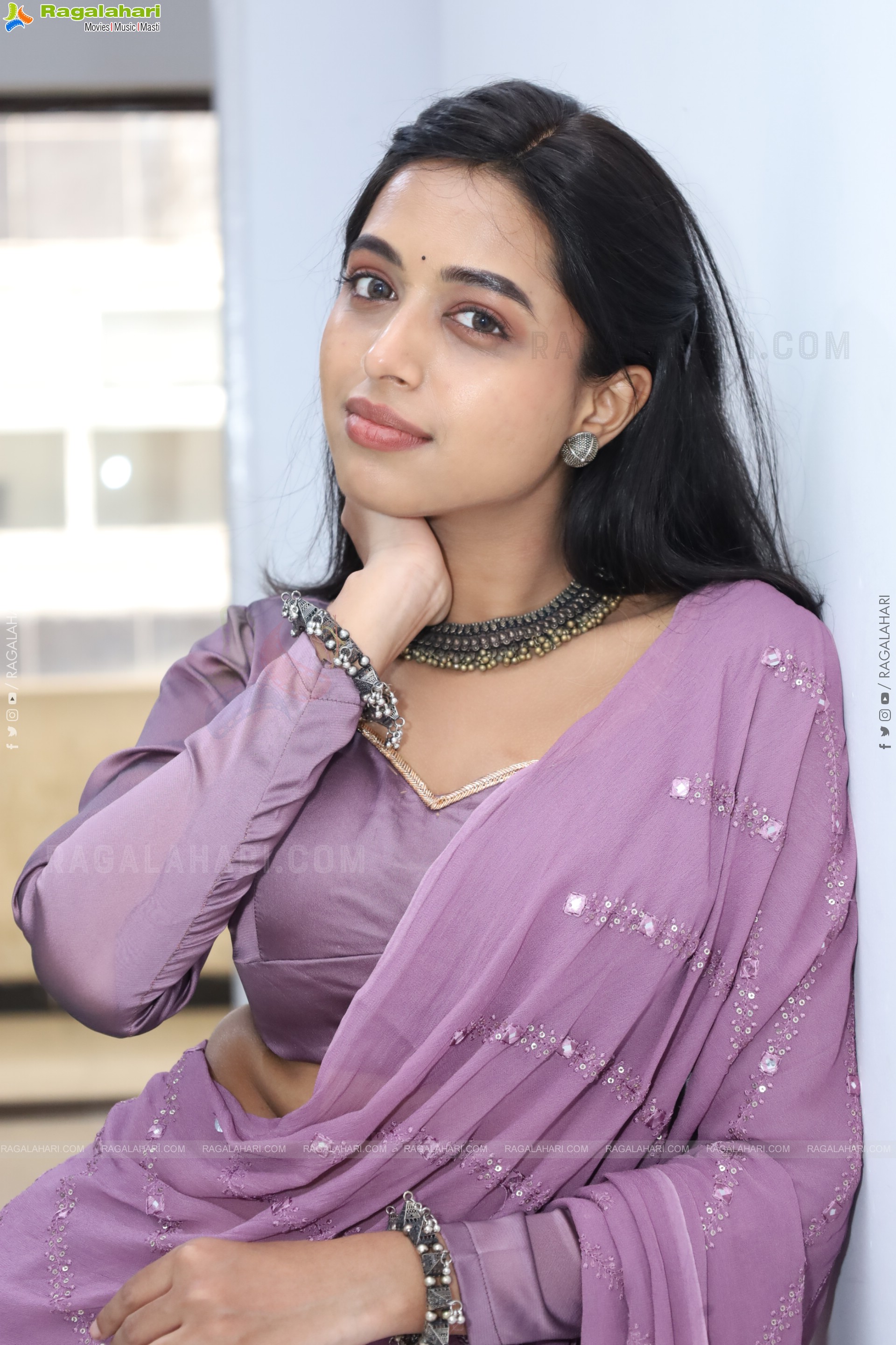 Krithika stills at Hi Life Date Announcement Event, HD Gallery