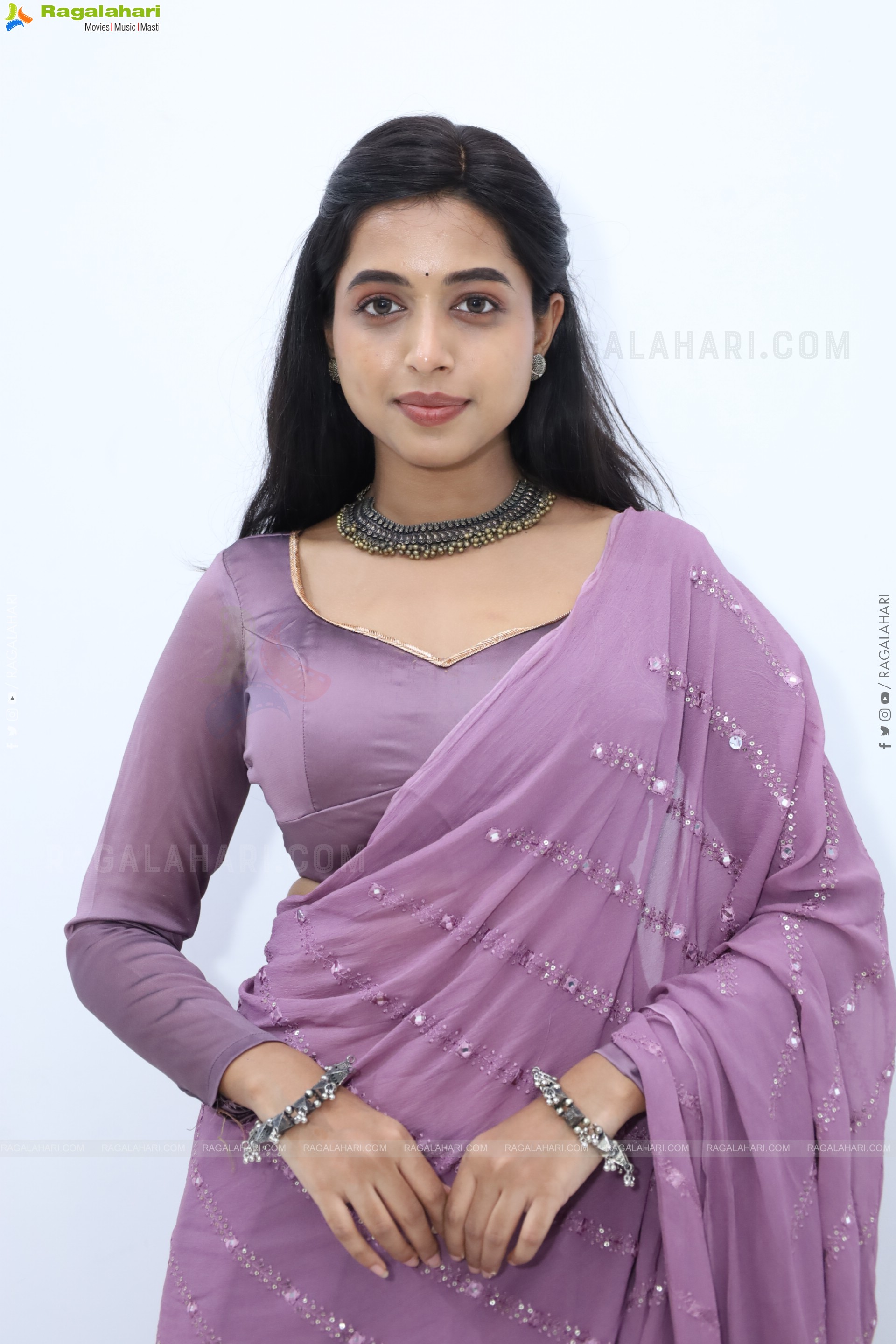 Krithika stills at Hi Life Date Announcement Event, HD Gallery