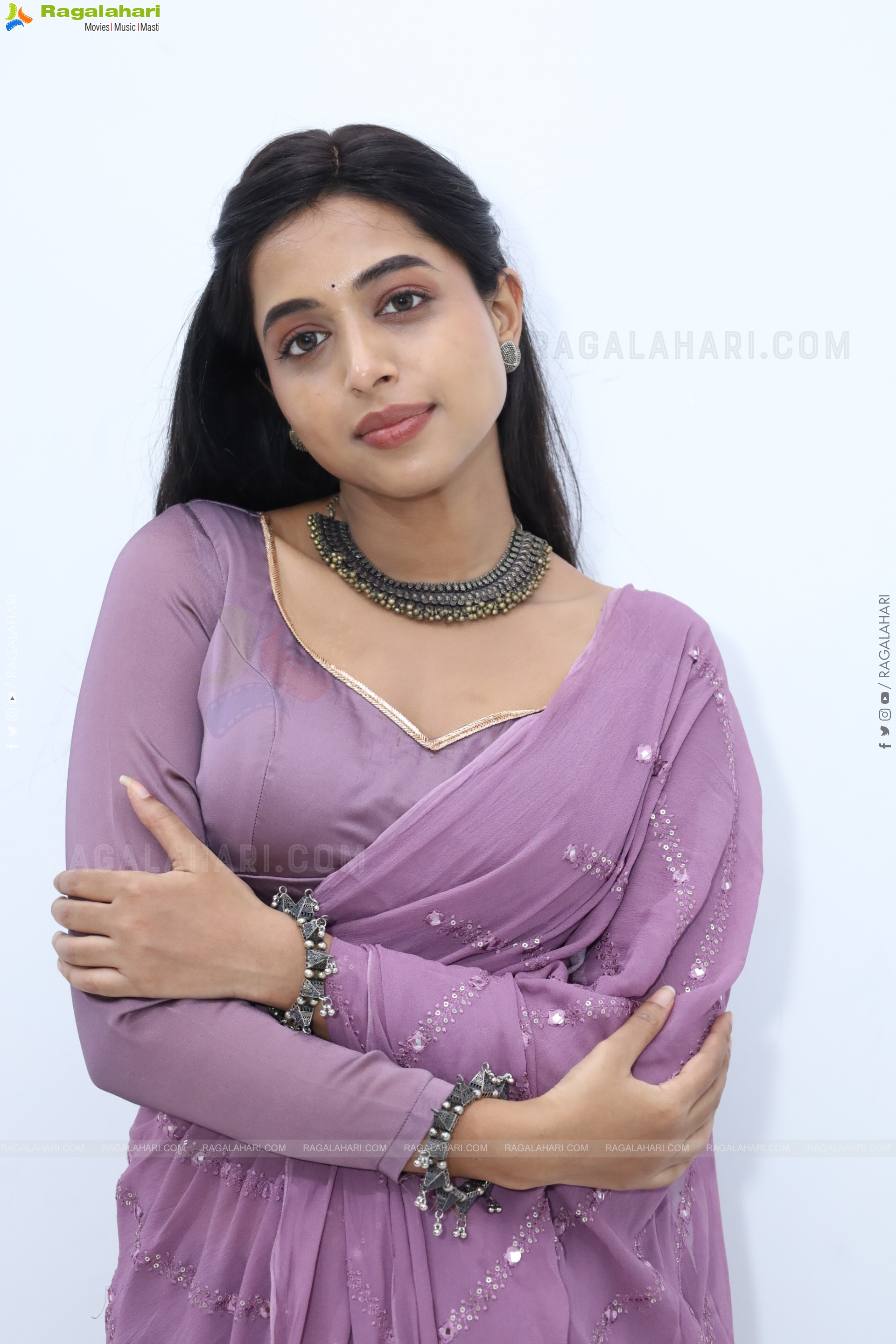 Krithika stills at Hi Life Date Announcement Event, HD Gallery