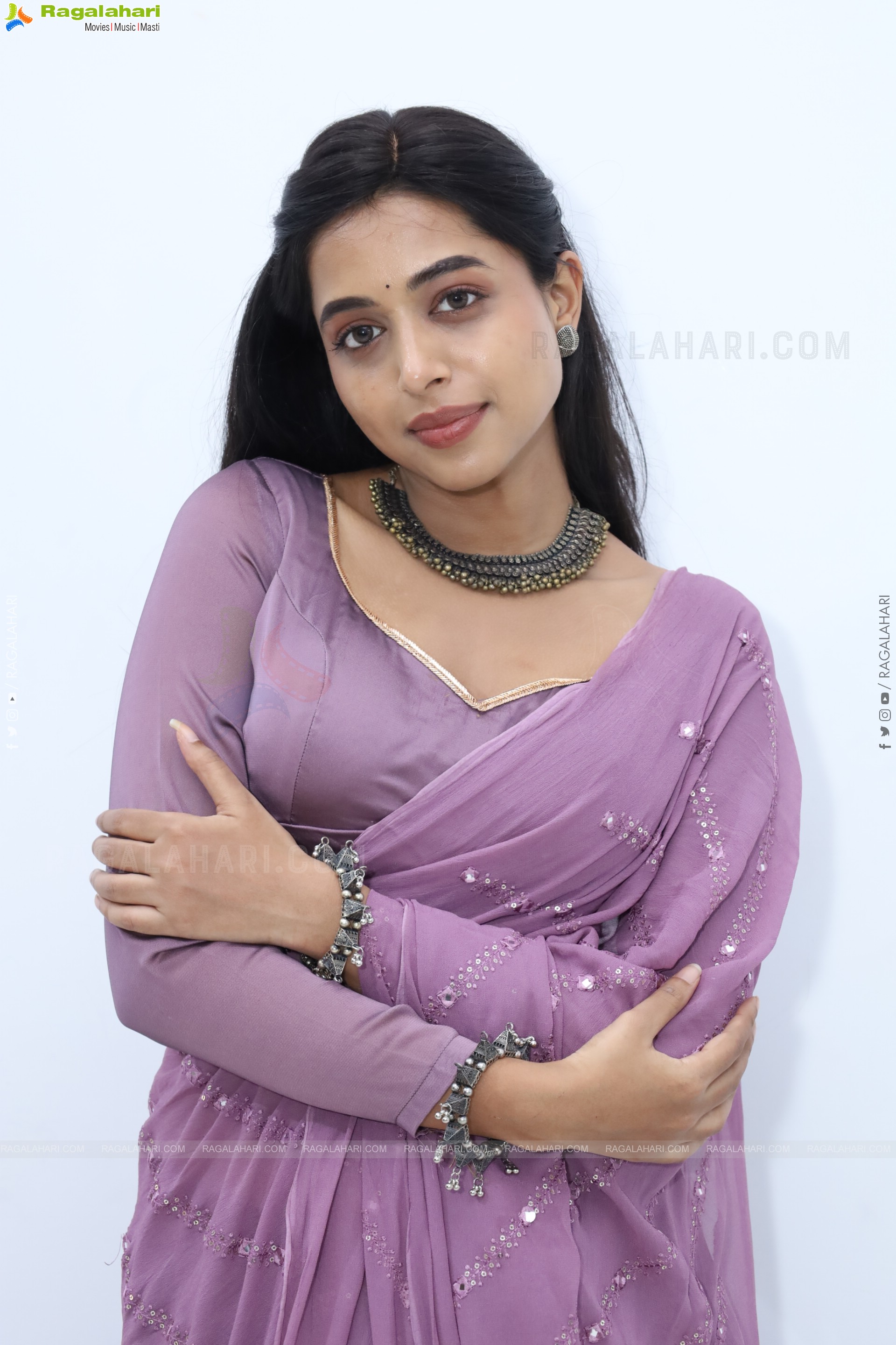 Krithika stills at Hi Life Date Announcement Event, HD Gallery