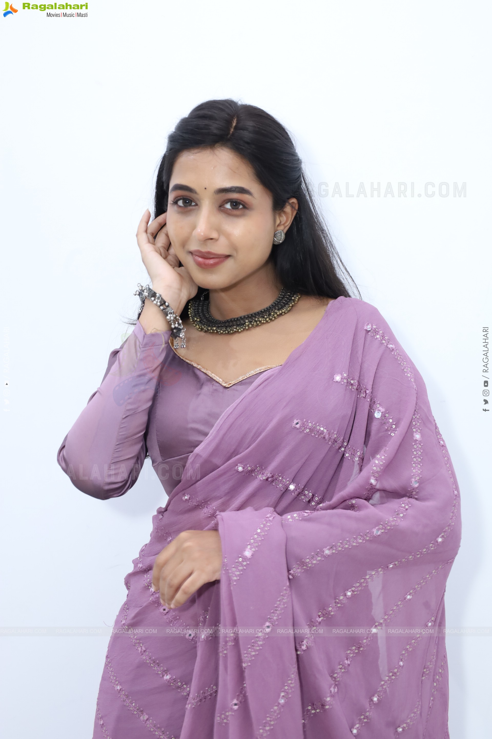 Krithika stills at Hi Life Date Announcement Event, HD Gallery