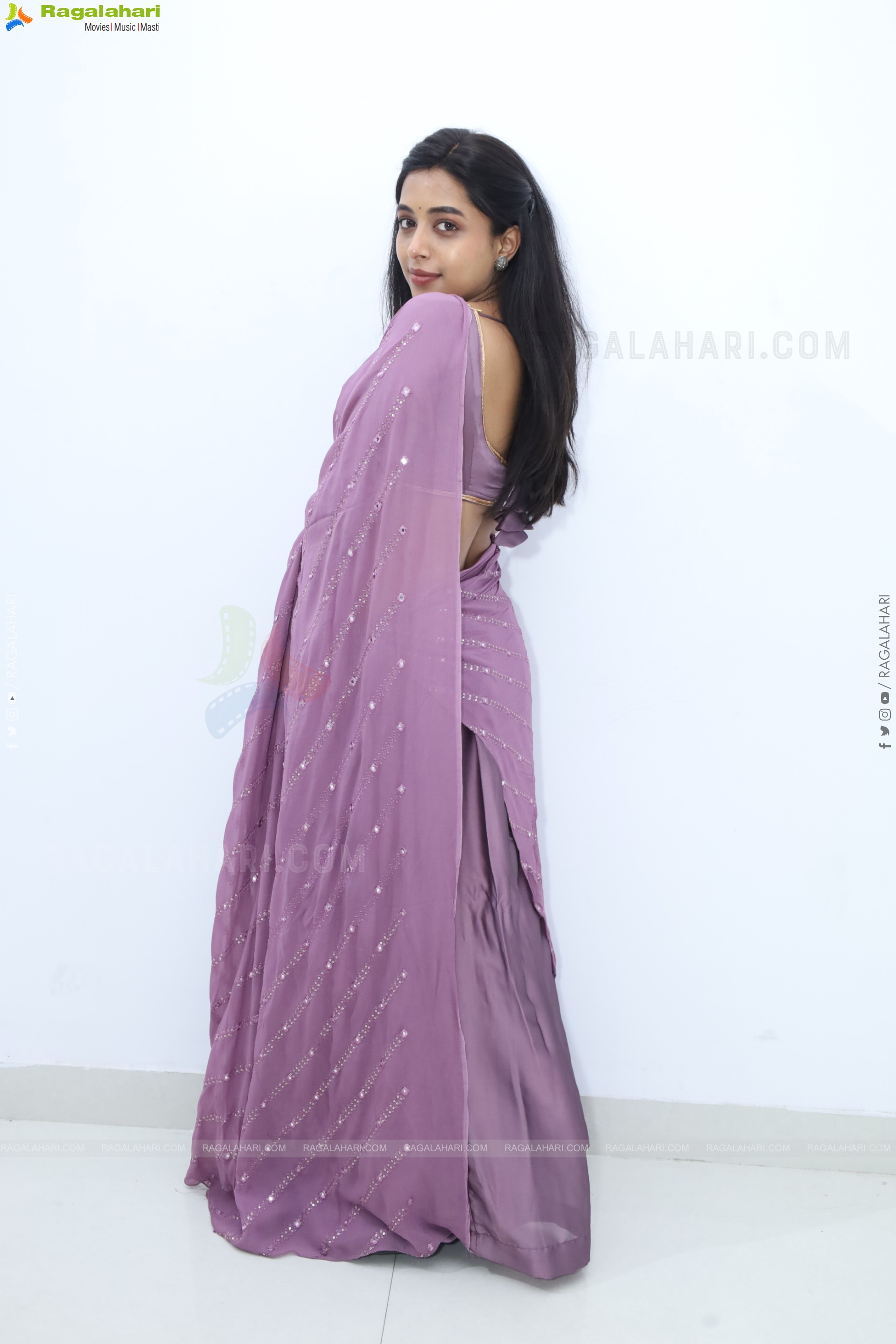 Krithika stills at Hi Life Date Announcement Event, HD Gallery