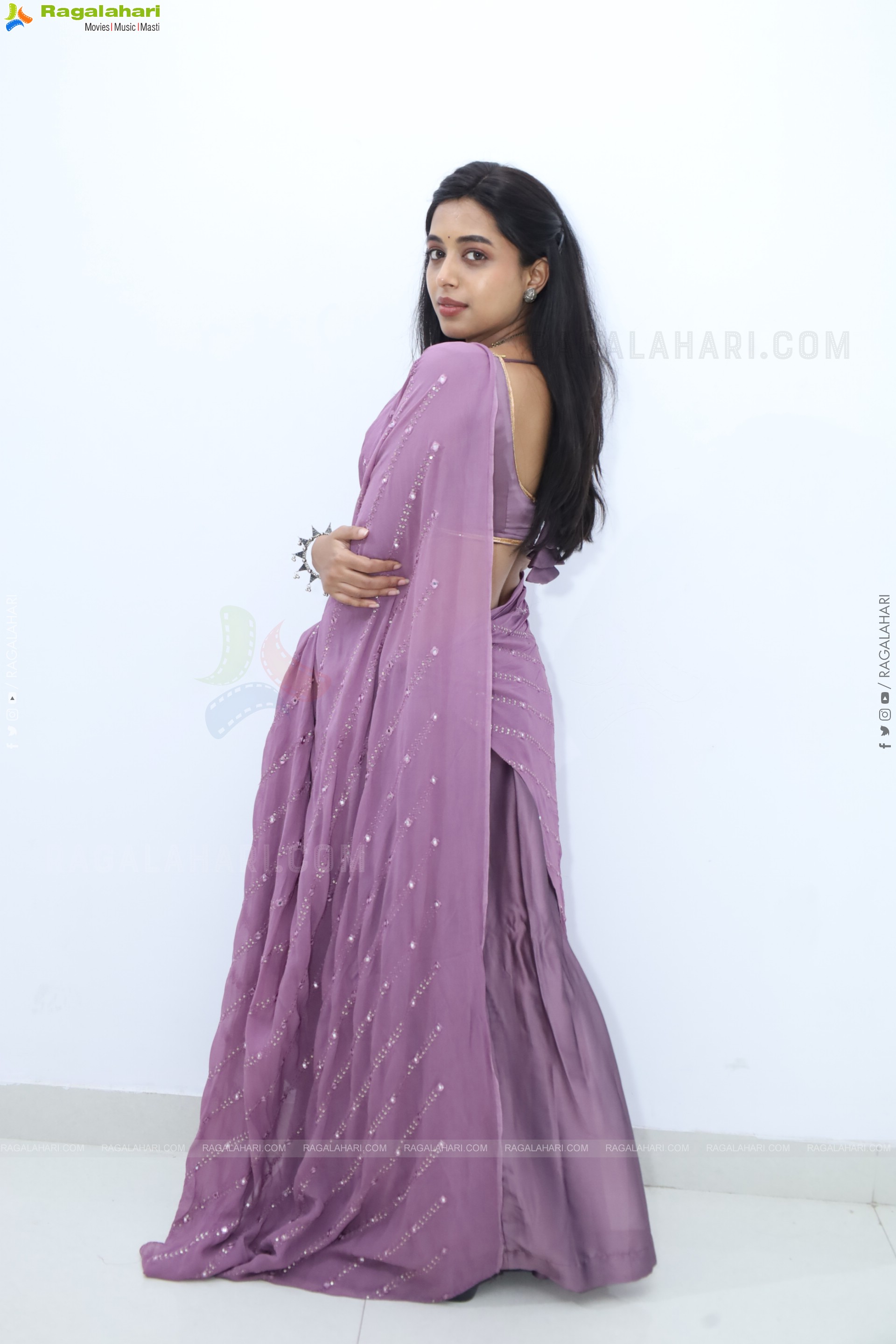 Krithika stills at Hi Life Date Announcement Event, HD Gallery