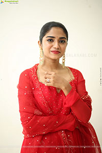 Malavika Manoj at Oh Bhama Ayyo Rama Teaser Launch