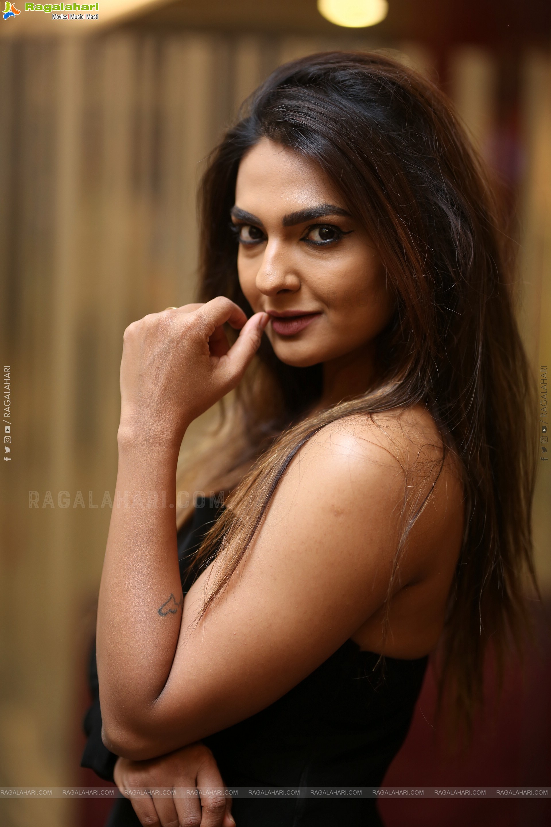 Neha Deshpande at O Andala Rakshasi Pre Release Event, HD Gallery