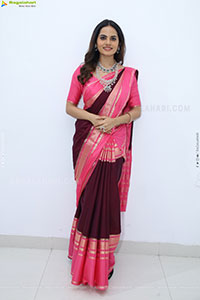 Priyanka Chowdary stills in Designer Saree, HD Gallery