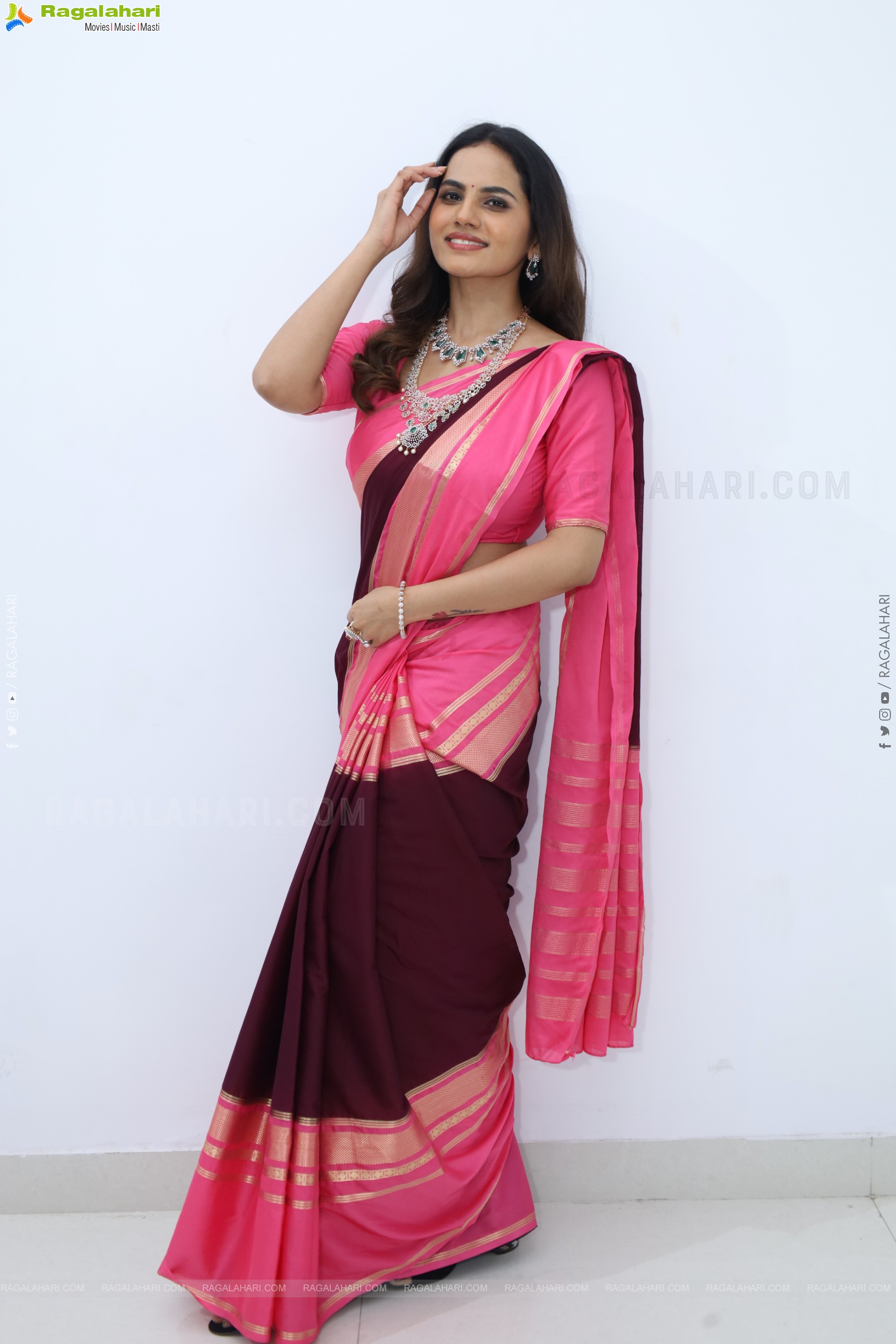 Priyanka Chowdary stills in Designer Saree, HD Gallery