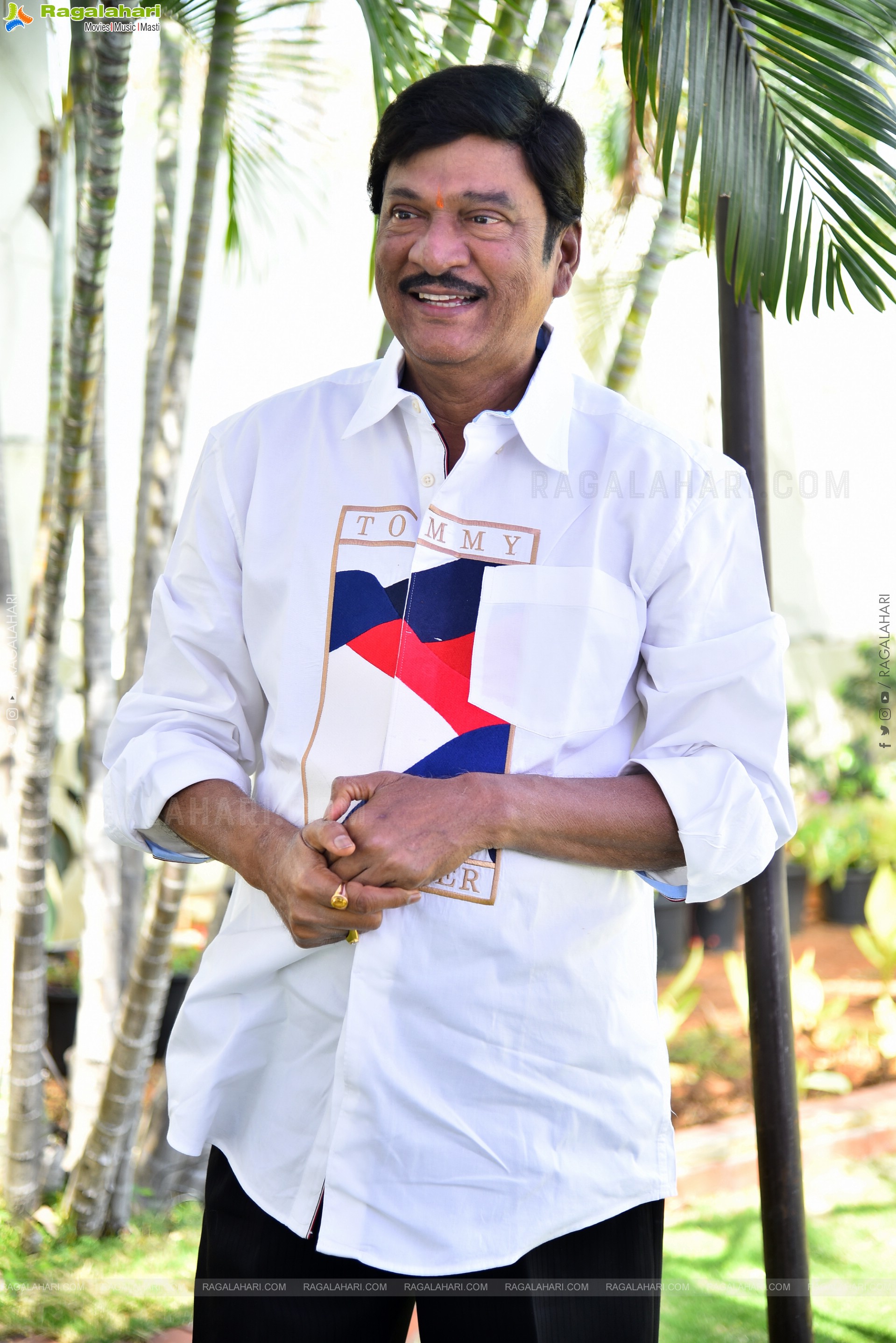 Rajendra Prasad at Robinhood Interview, HD Gallery