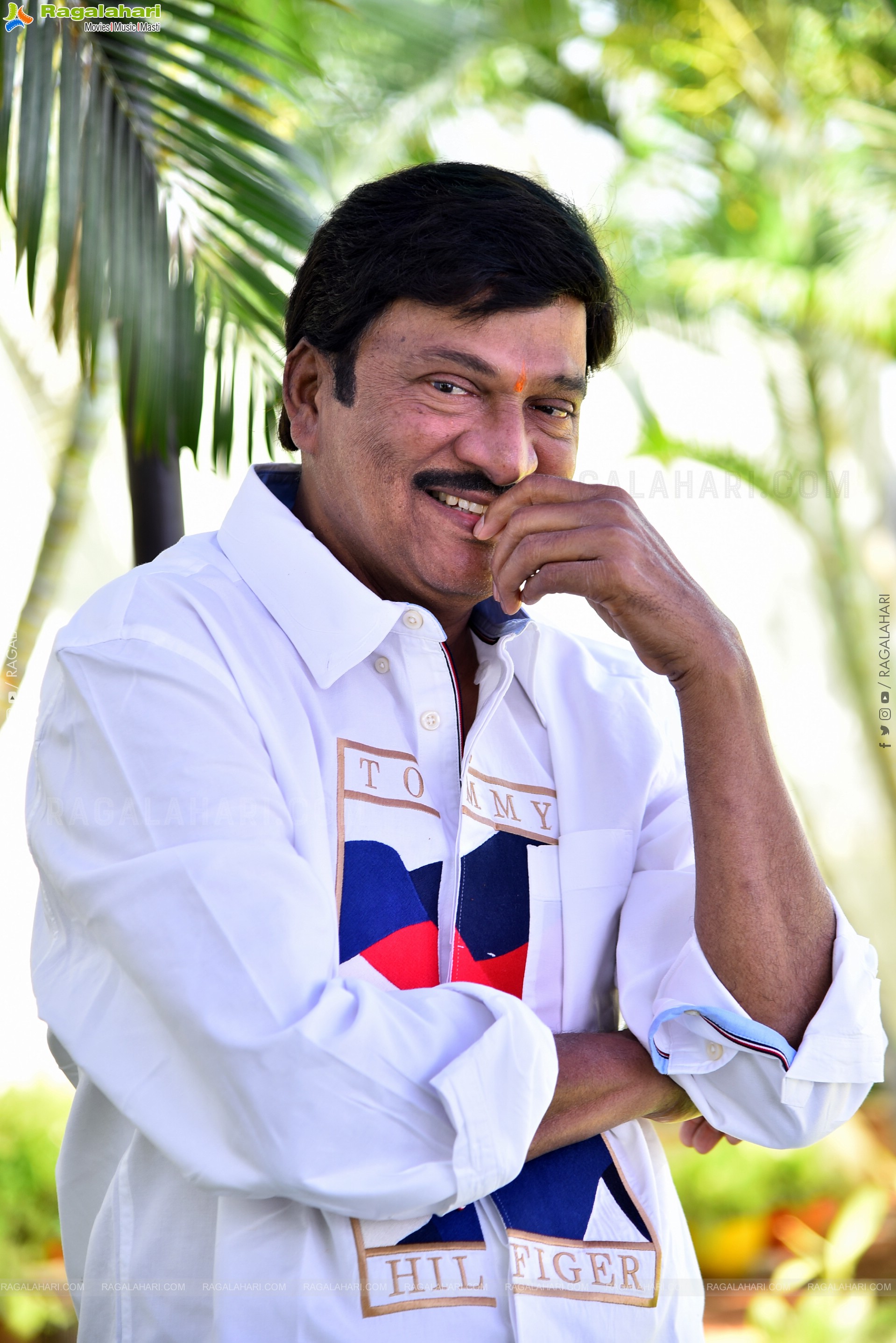 Rajendra Prasad at Robinhood Interview, HD Gallery