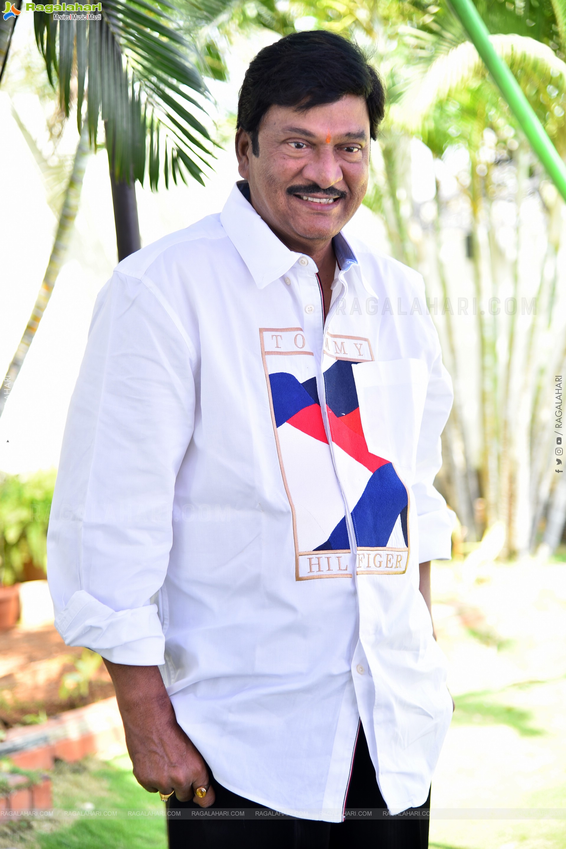 Rajendra Prasad at Robinhood Interview, HD Gallery