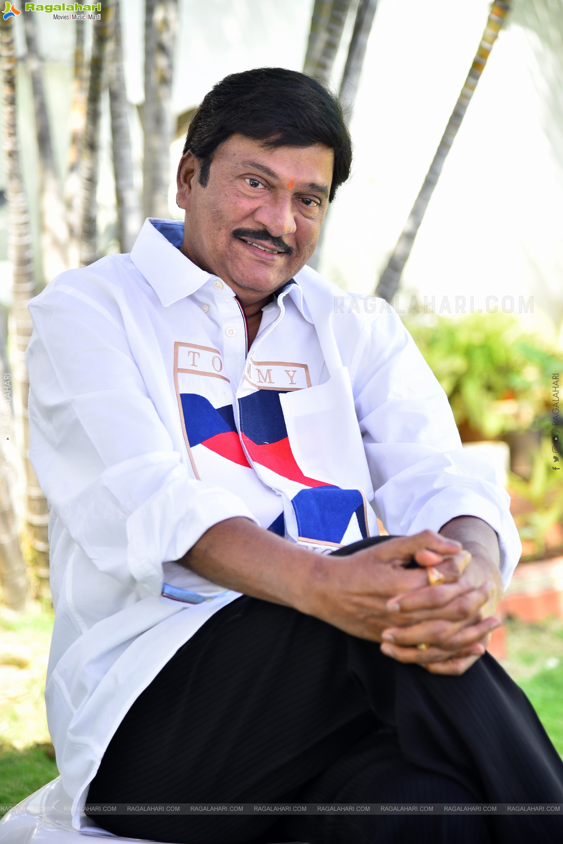 Rajendra Prasad at Robinhood Interview, HD Gallery