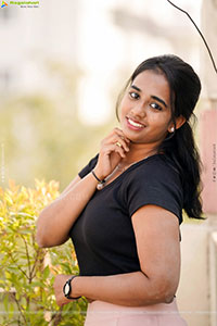 Sreesha Reddy Exclusive Photoshoot Stills, HD Gallery