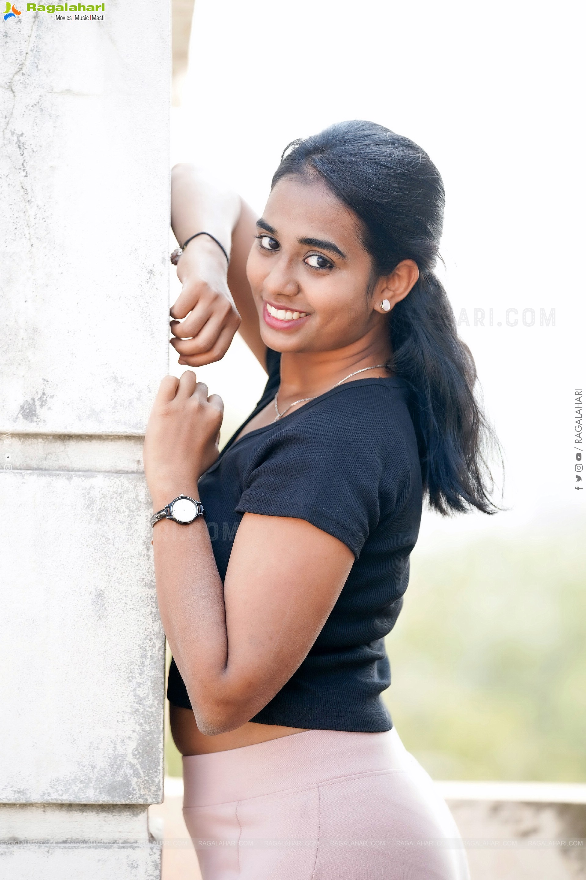 Sreesha Reddy Exclusive Photoshoot Stills, HD Gallery