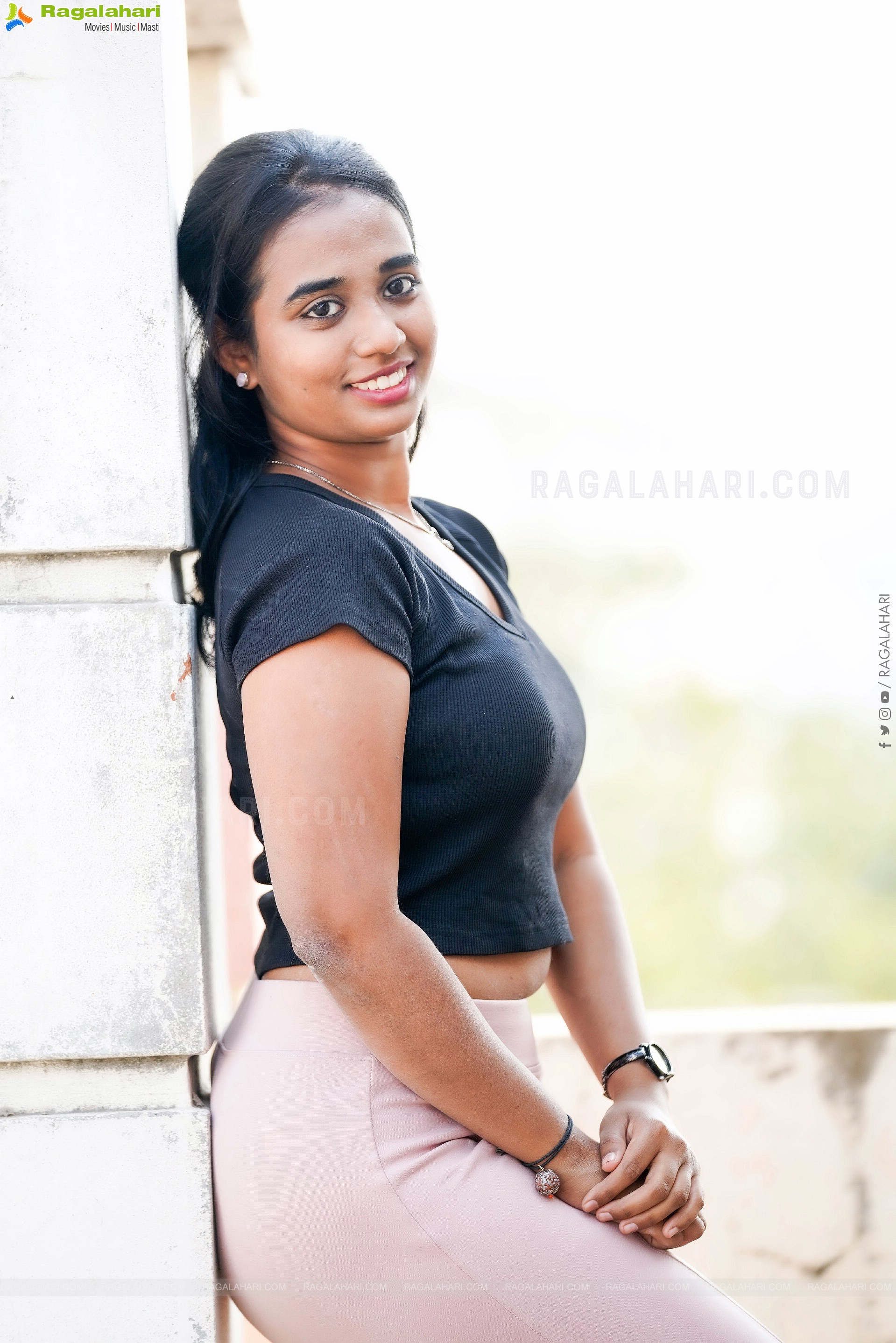 Sreesha Reddy Exclusive Photoshoot Stills, HD Gallery