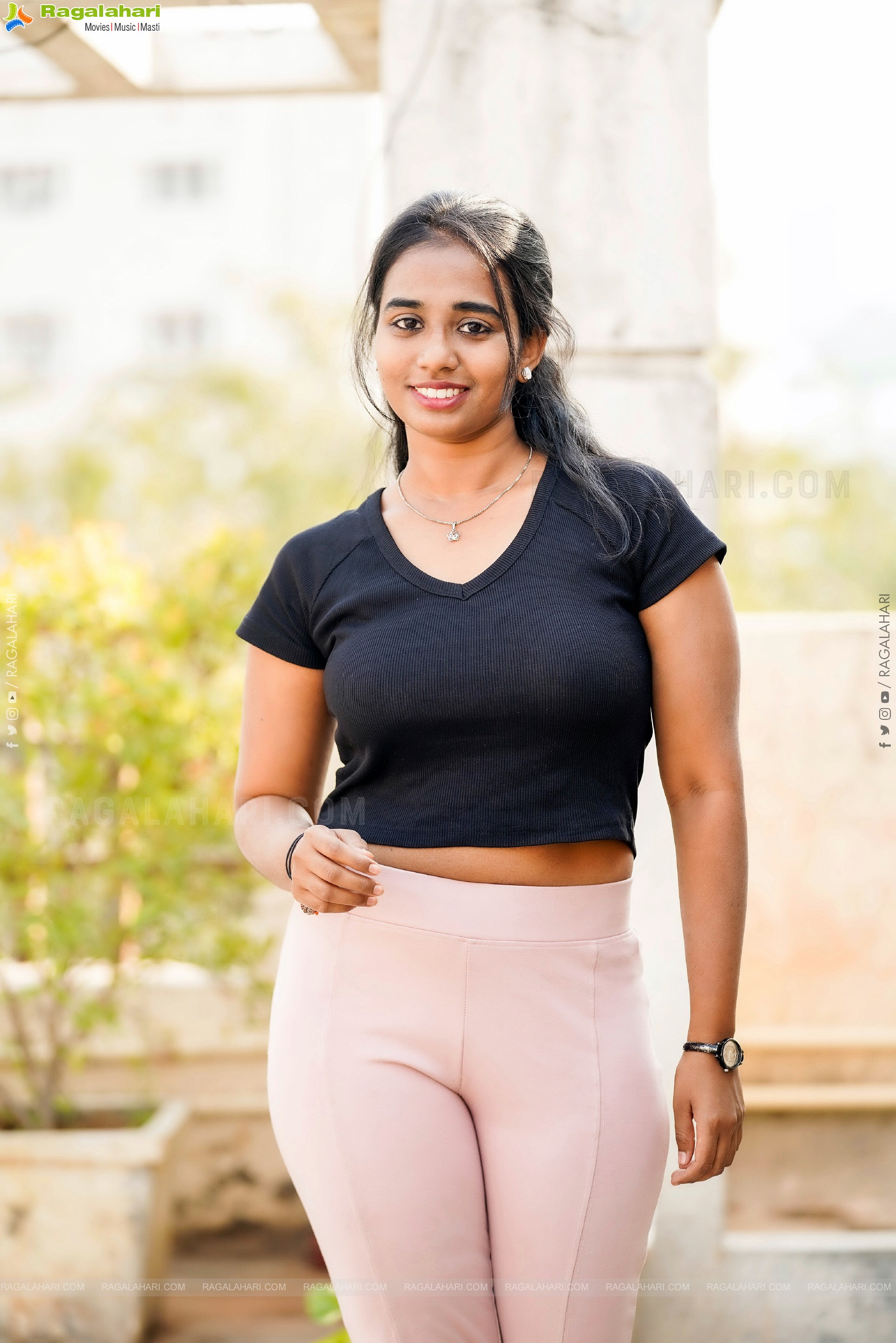 Sreesha Reddy Exclusive Photoshoot Stills, HD Gallery