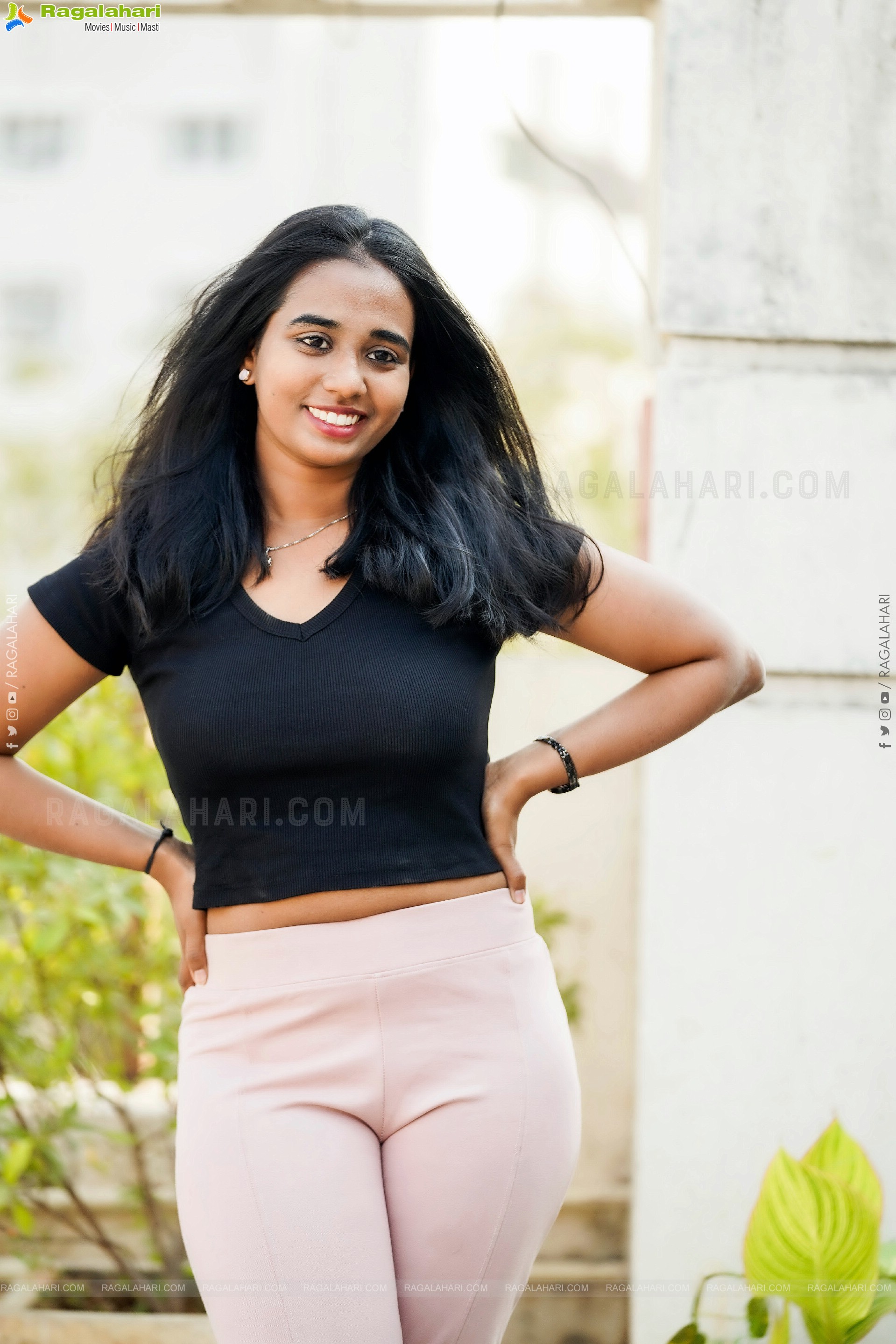 Sreesha Reddy Exclusive Photoshoot Stills, HD Gallery