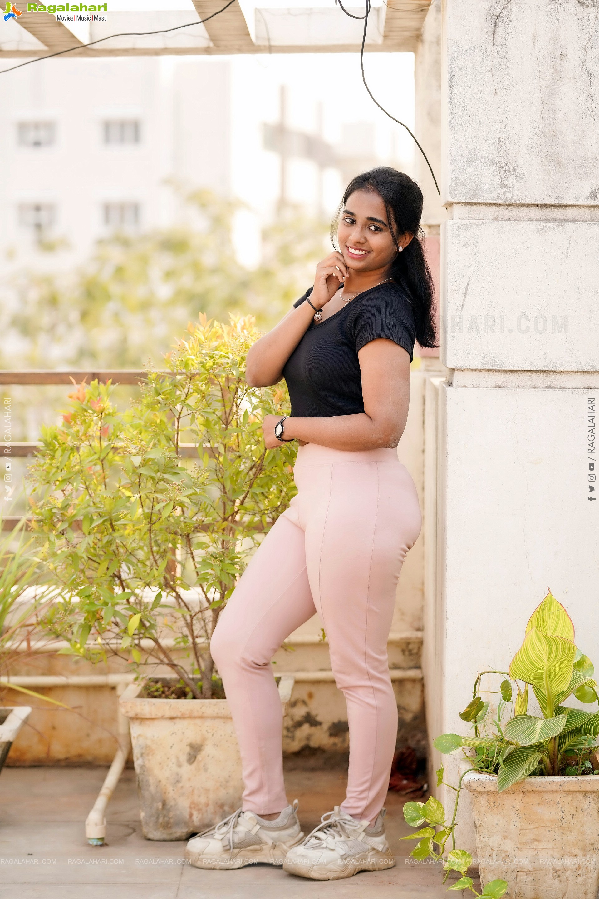 Sreesha Reddy Exclusive Photoshoot Stills, HD Gallery