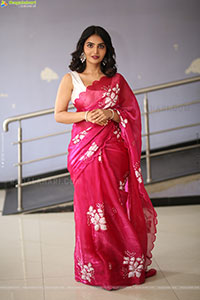 Ananya Nagalla at Lechindhi Mahila Lokam Trailer Launch