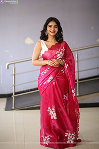 Ananya Nagalla at Lechindhi Mahila Lokam Trailer Launch