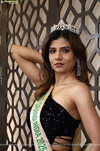Apoorva Appu Poses with Designer Jewellery